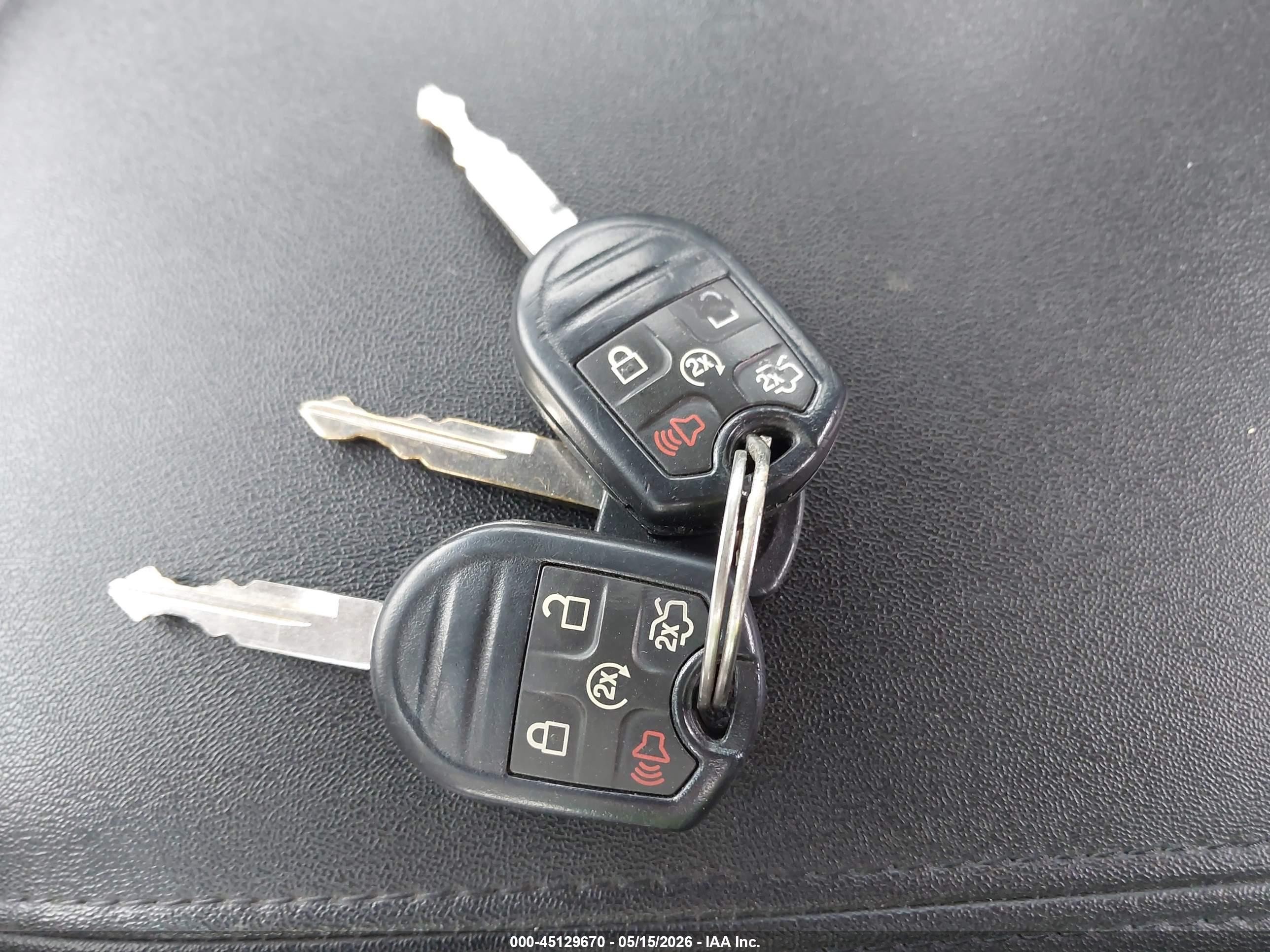 2013 Ford Taurus Sel Silver vin: 1FAHP2E88DG164625
