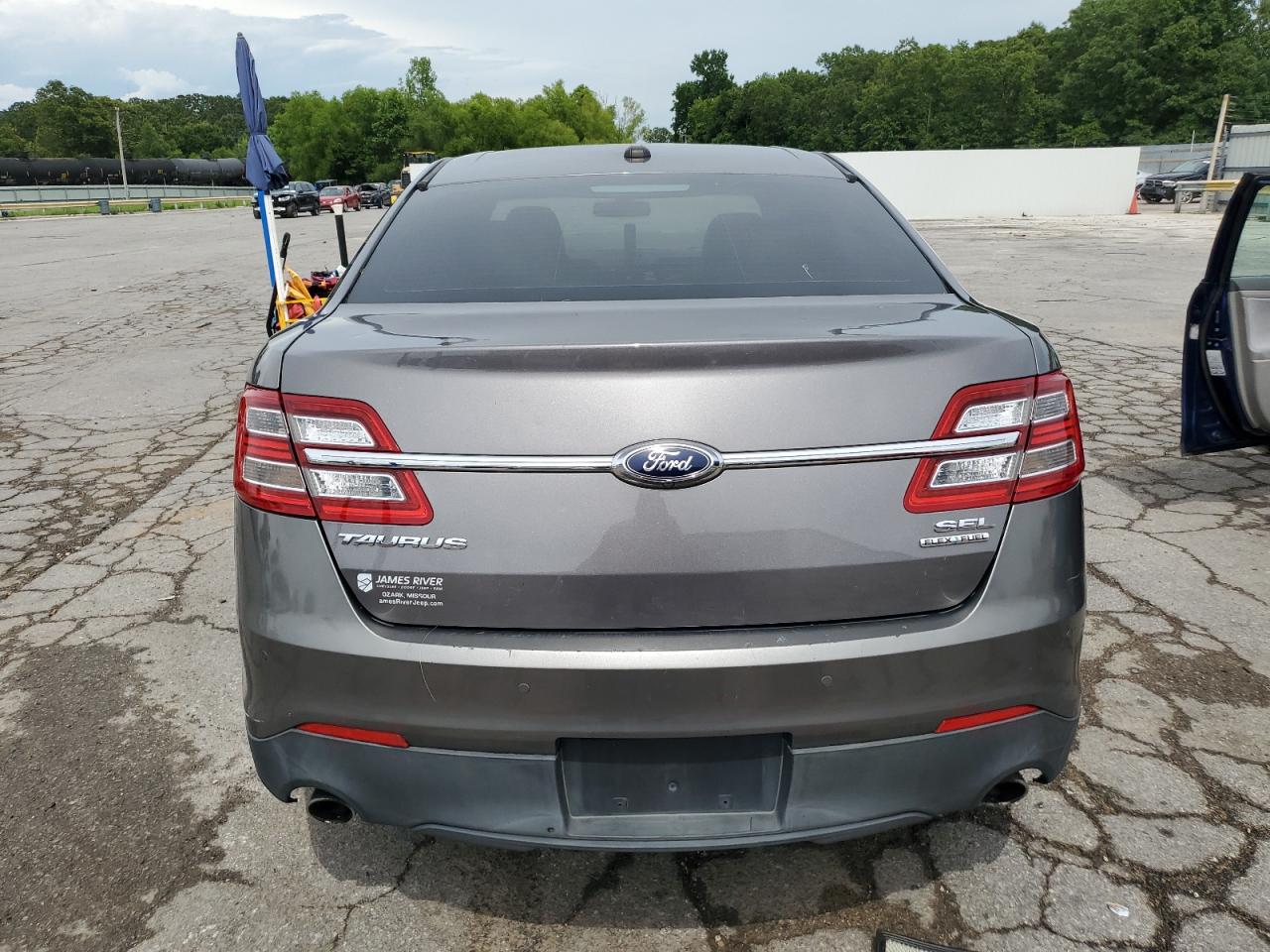 2013 Ford Taurus Sel Gray vin: 1FAHP2E88DG183448