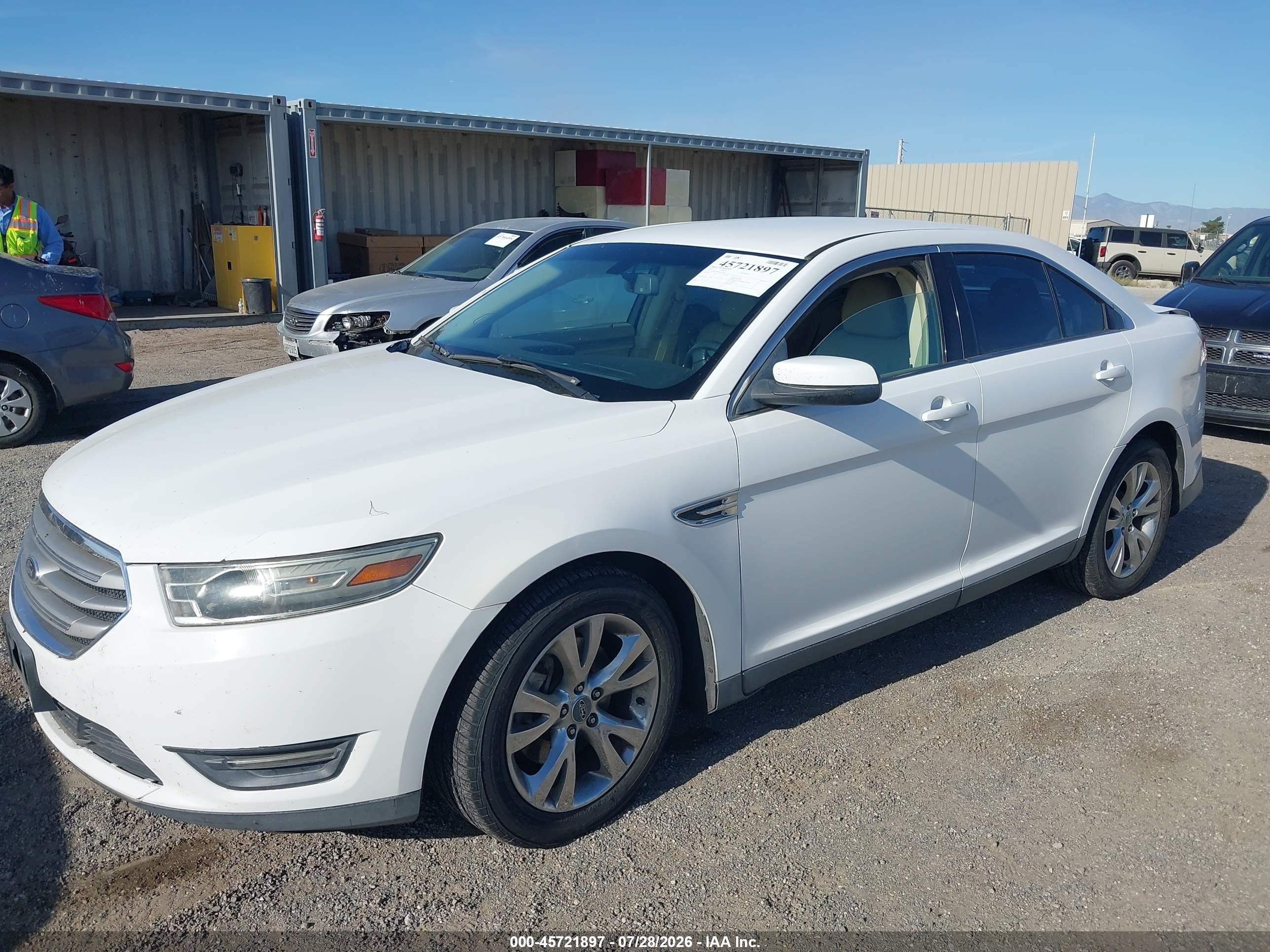 2013 Ford Taurus Sel White vin: 1FAHP2E88DG218022