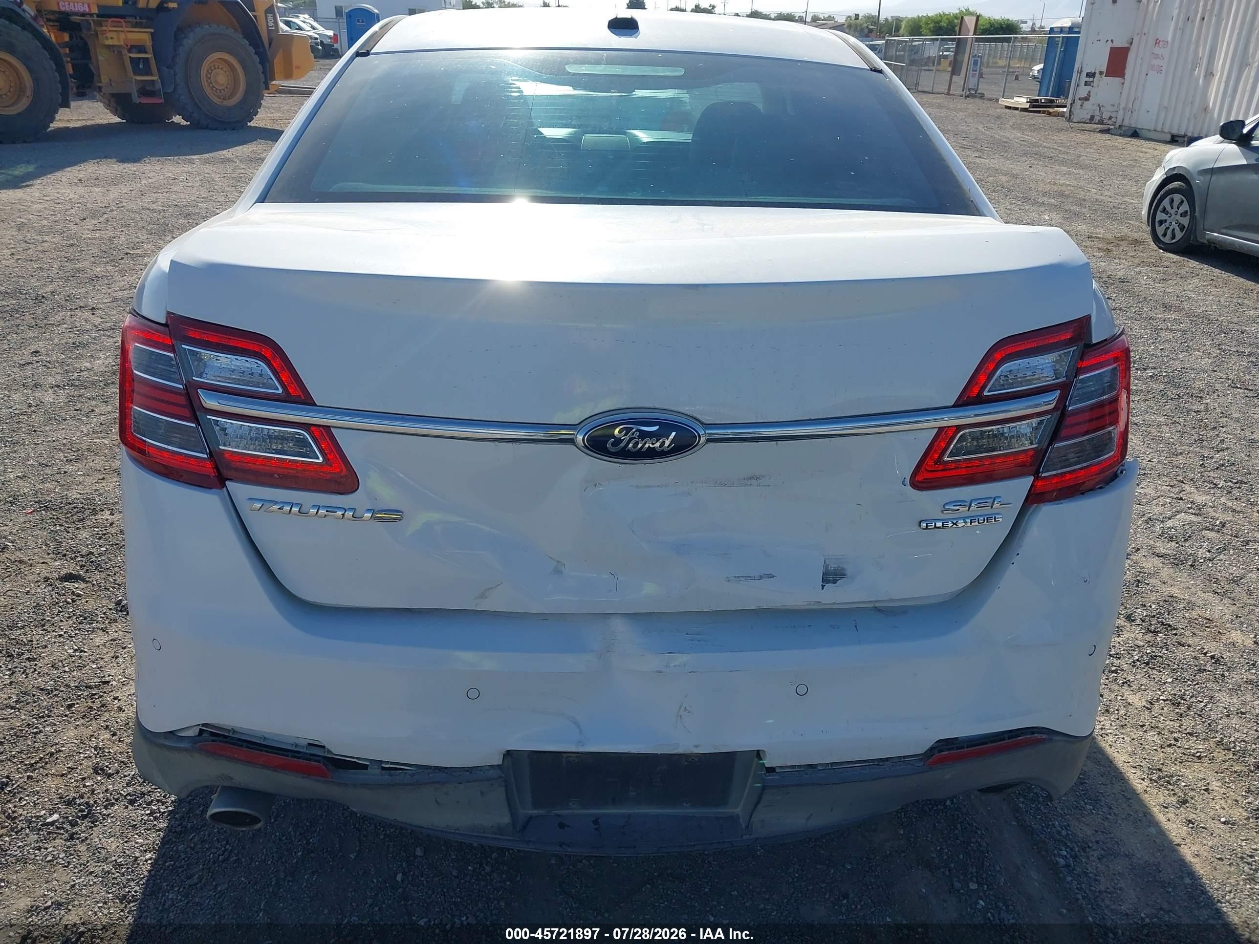 2013 Ford Taurus Sel White vin: 1FAHP2E88DG218022