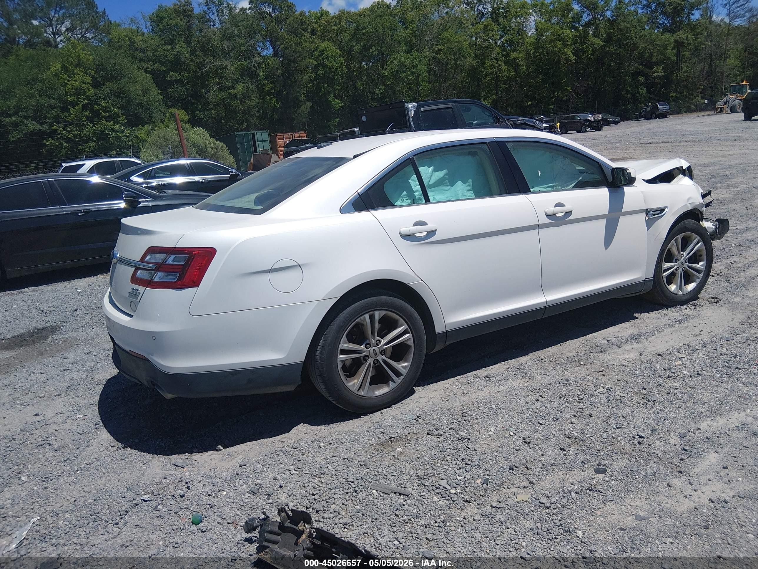 2014 Ford Taurus Sel White vin: 1FAHP2E88EG170863