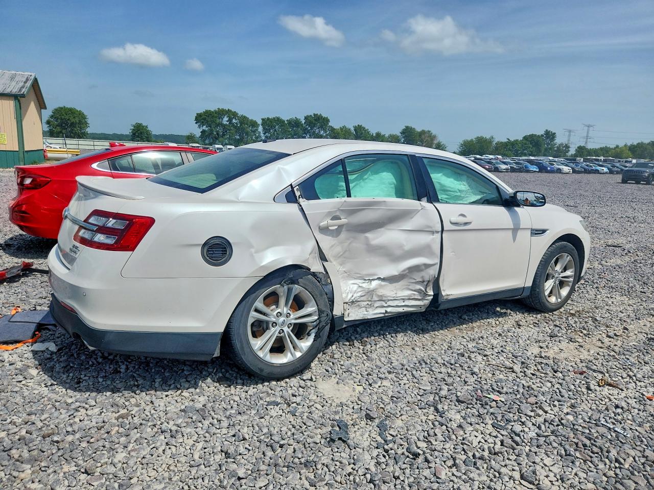2013 Ford Taurus Sel White vin: 1FAHP2E89DG147672