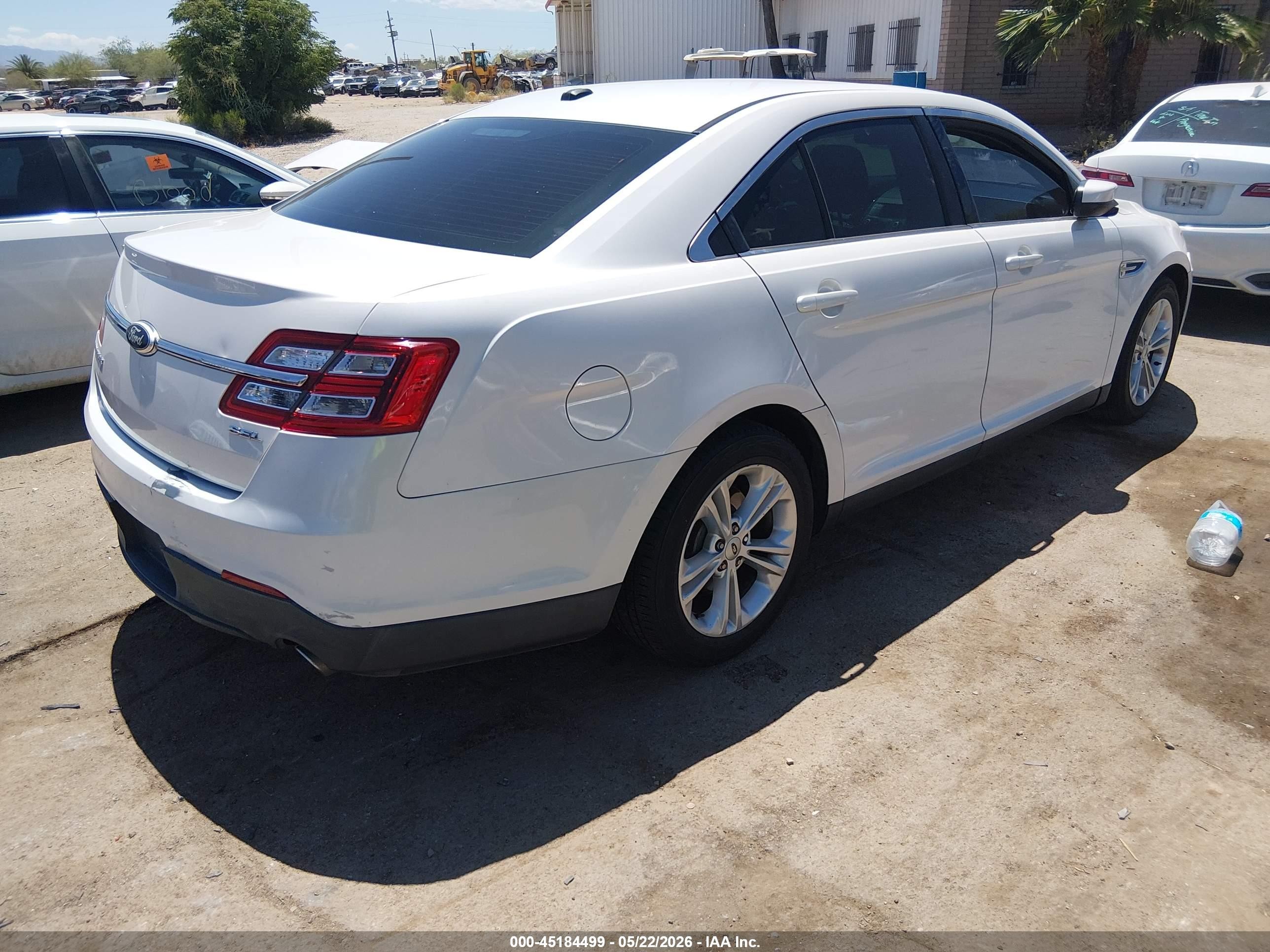 2013 Ford Taurus Sel White vin: 1FAHP2E89DG188688