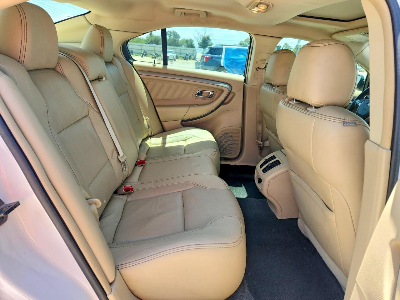 2014 Ford Taurus Sel Белый vin: 1FAHP2E89EG174310