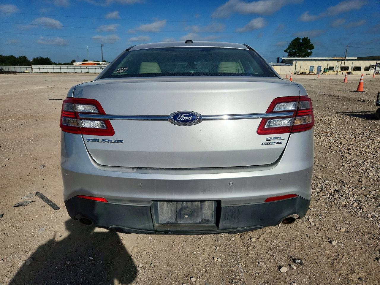 2015 Ford Taurus Sel Silver vin: 1FAHP2E89FG114092
