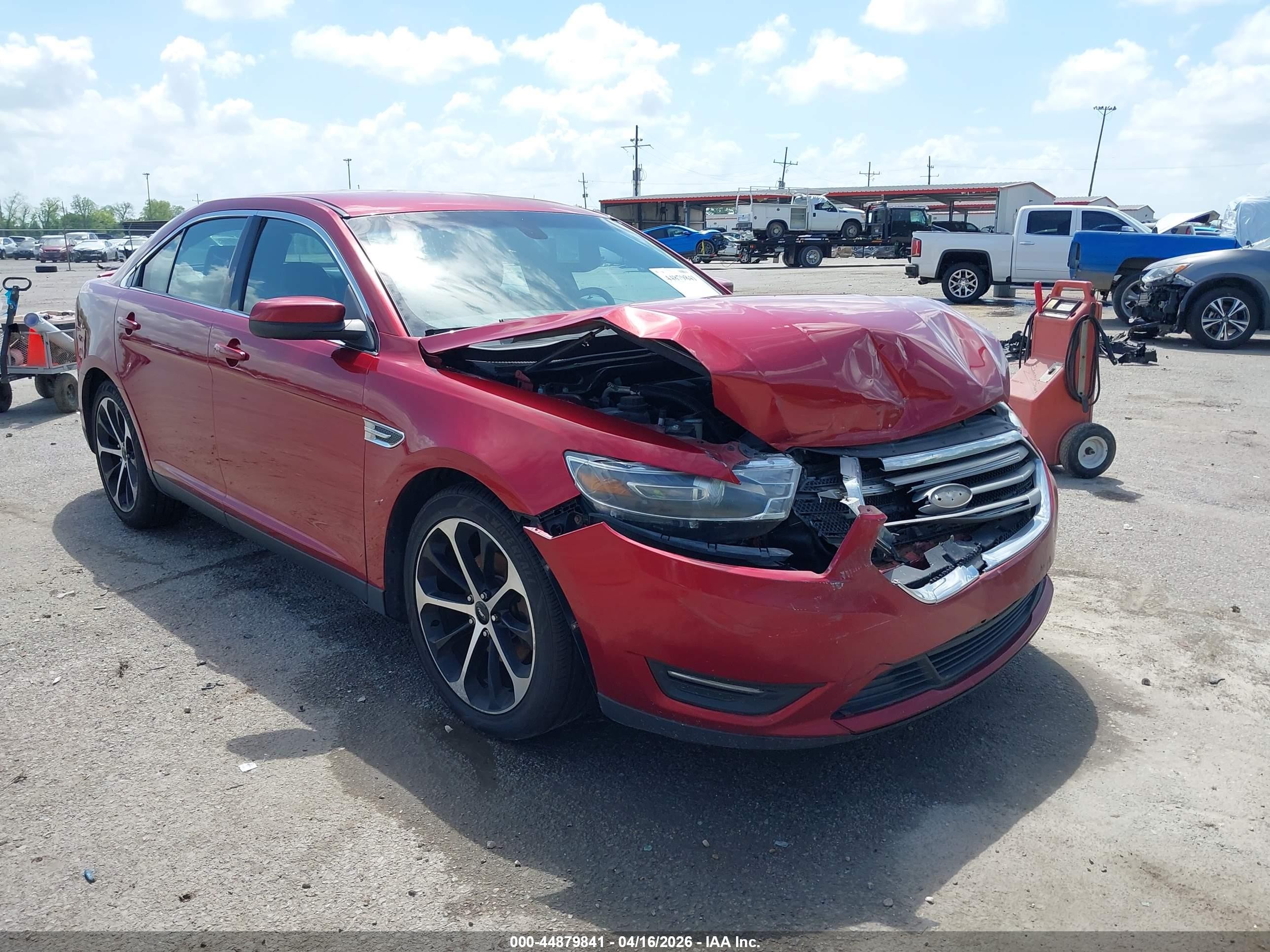 2015 Ford Taurus Sel Красный vin: 1FAHP2E89FG128672