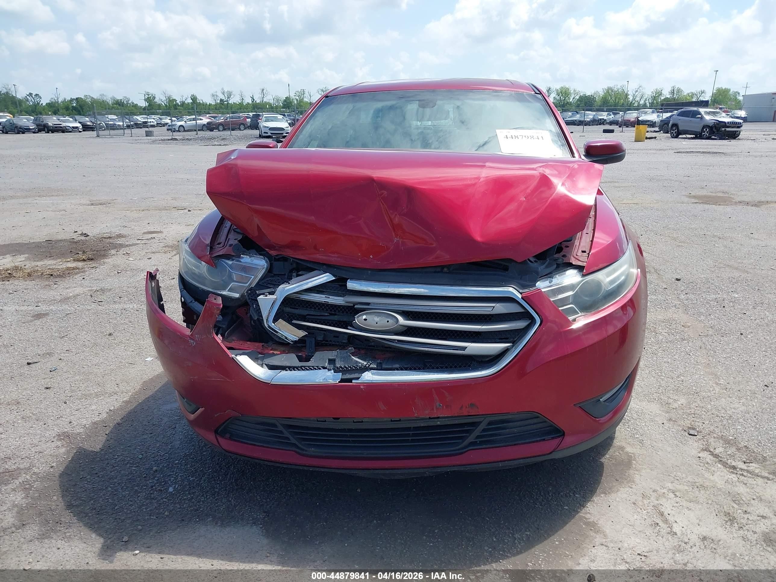 2015 Ford Taurus Sel Красный vin: 1FAHP2E89FG128672