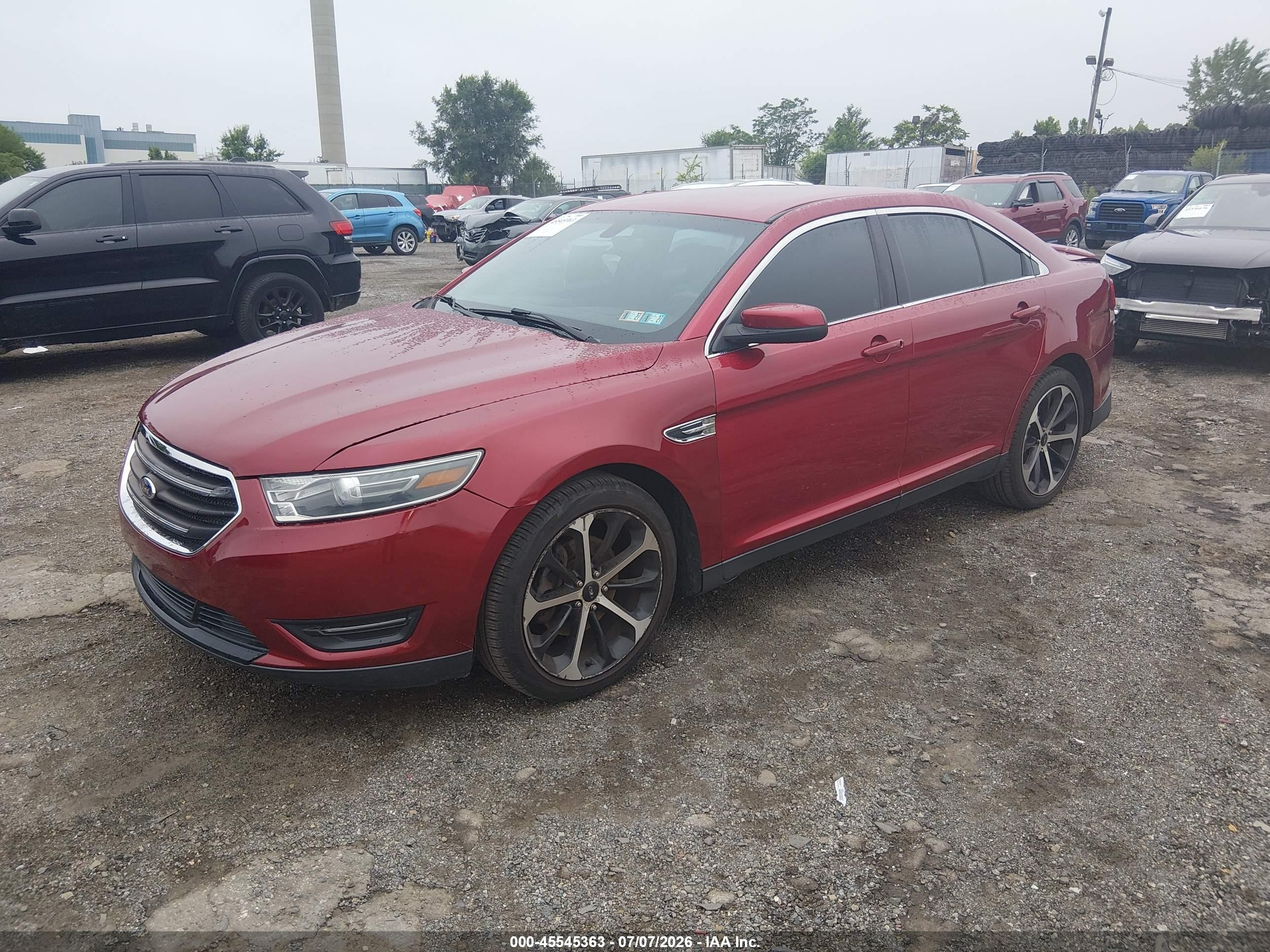 2015 Ford Taurus Sel Red vin: 1FAHP2E89FG181047