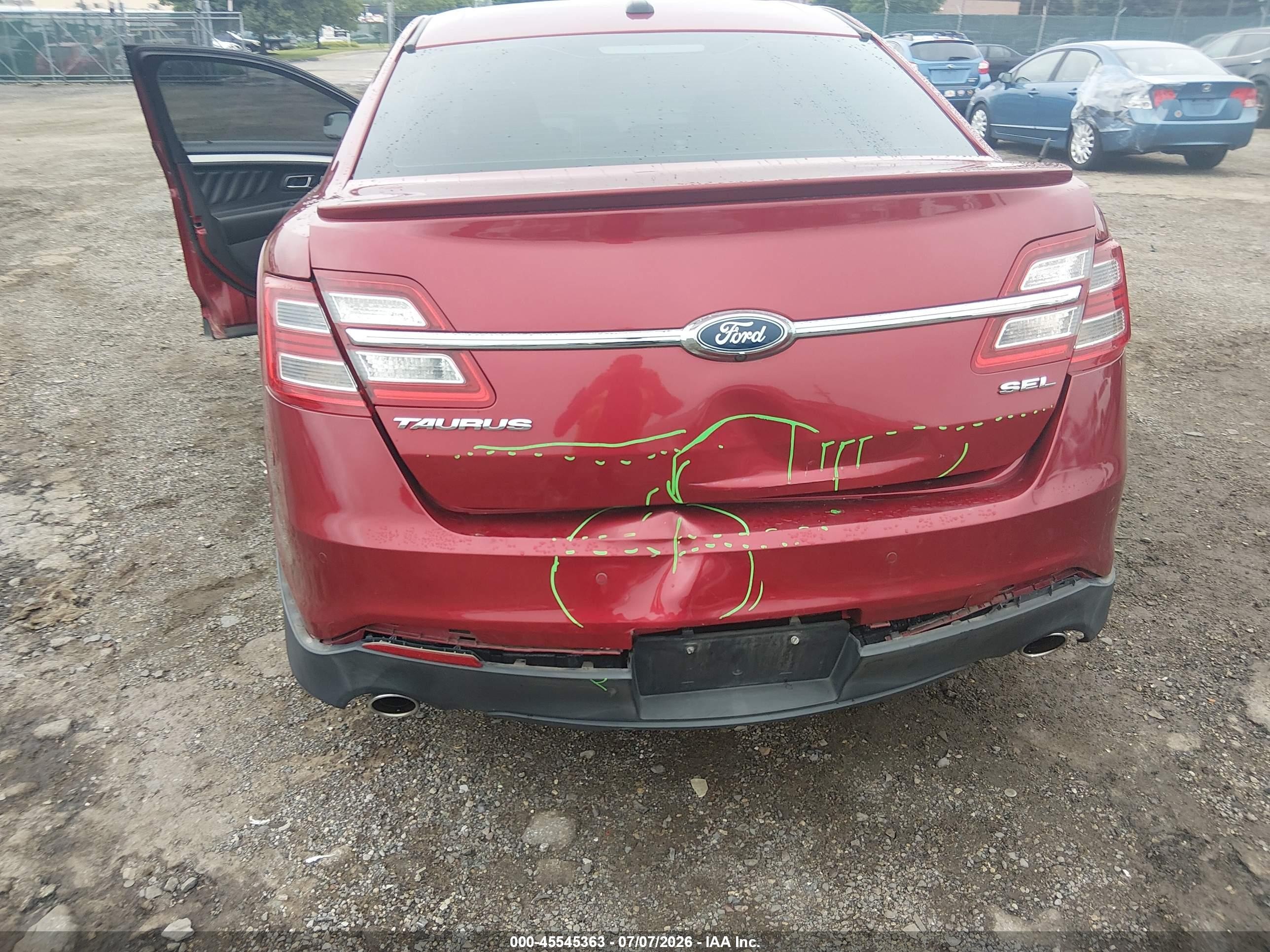 2015 Ford Taurus Sel Red vin: 1FAHP2E89FG181047
