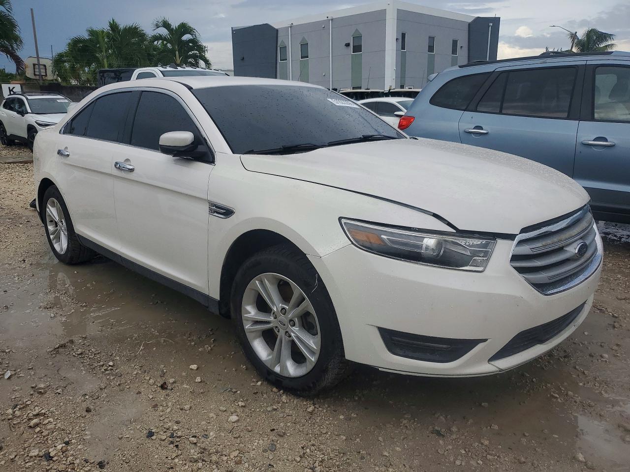 2015 Ford Taurus Sel White vin: 1FAHP2E89FG182361