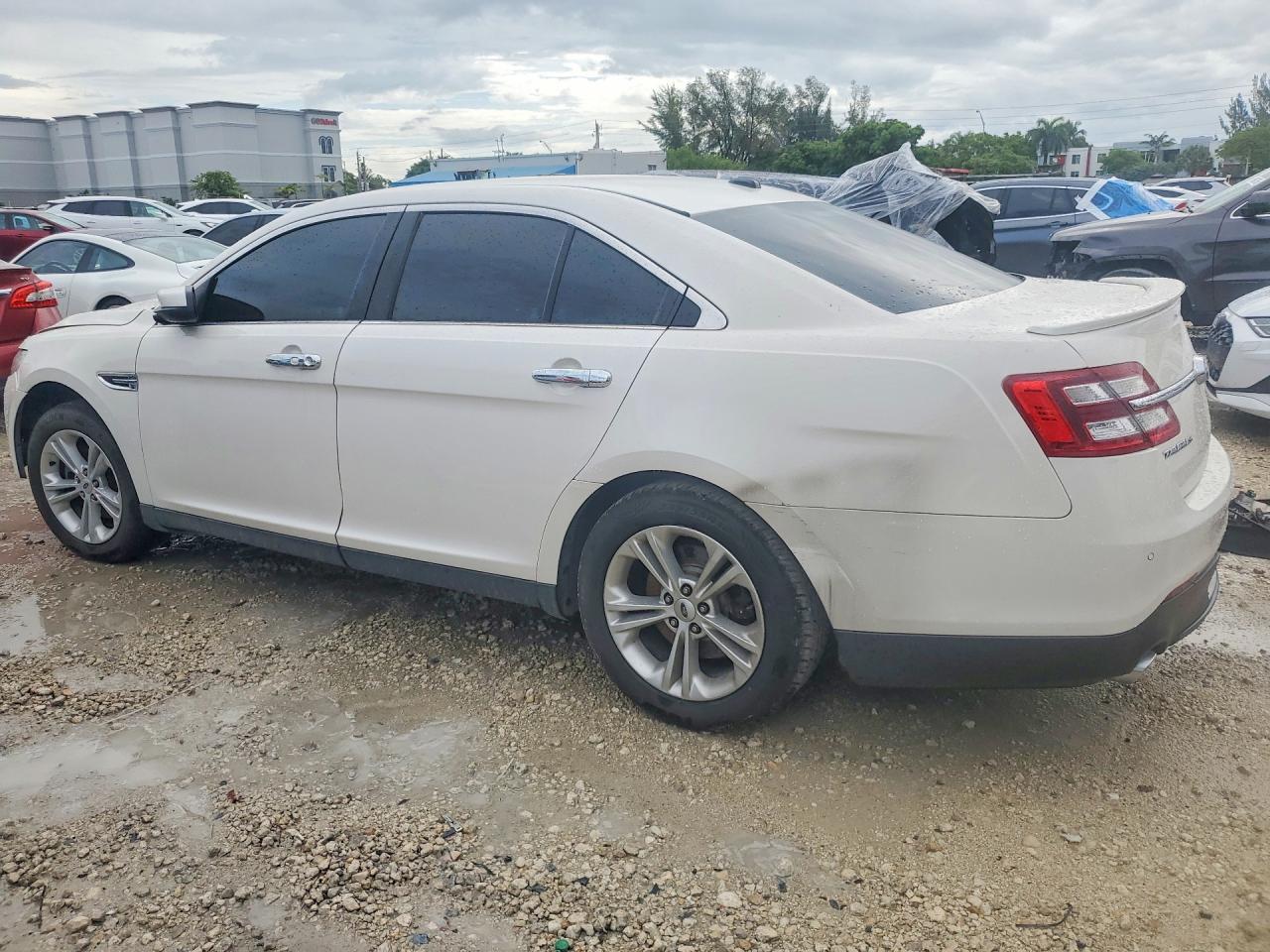 2015 Ford Taurus Sel White vin: 1FAHP2E89FG182361