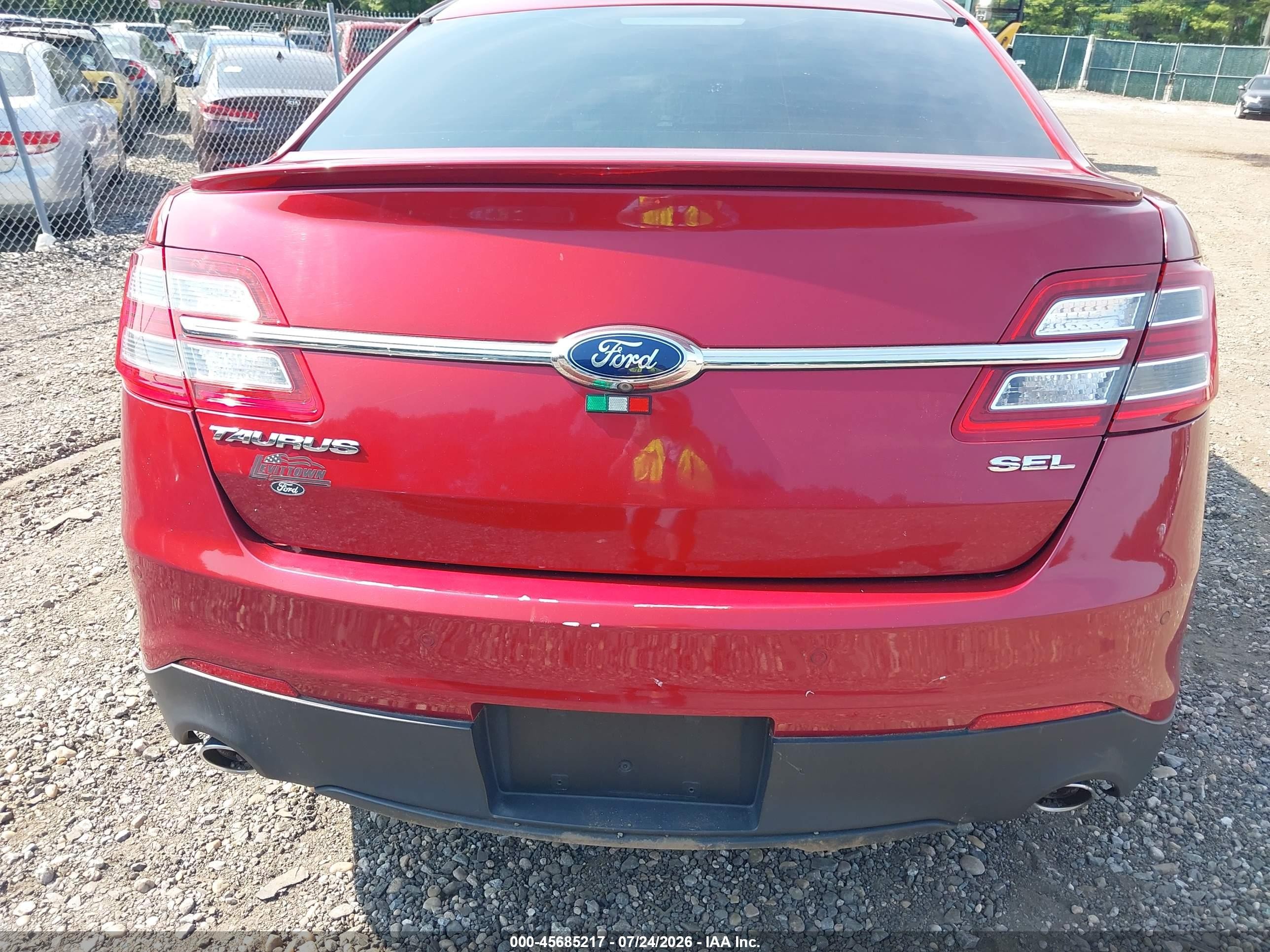 2015 Ford Taurus Sel Red vin: 1FAHP2E89FG187883