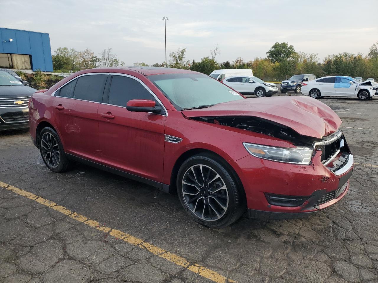 2018 Ford Taurus Sel Красный vin: 1FAHP2E89JG142340