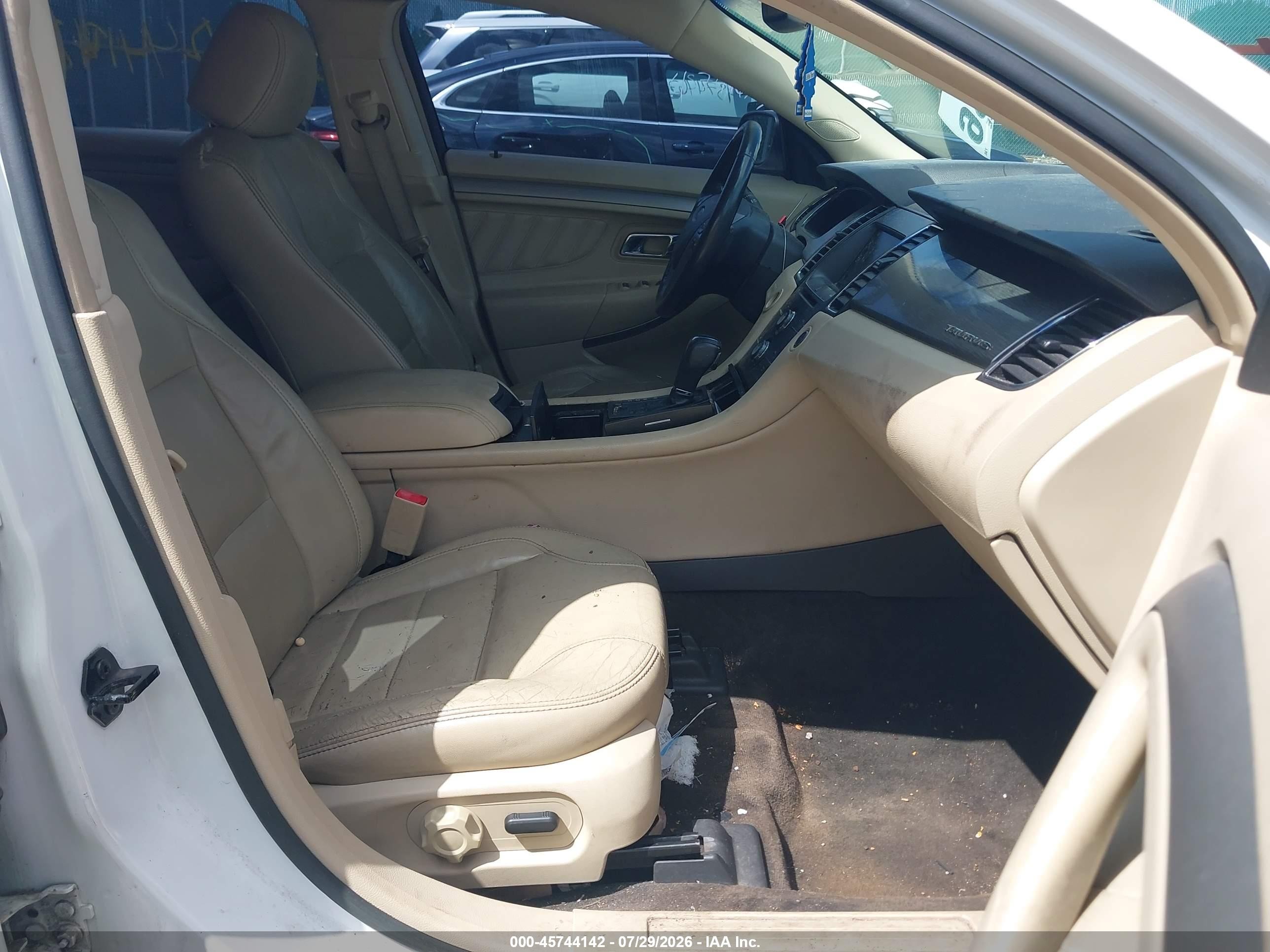 2013 Ford Taurus Sel Белый vin: 1FAHP2E8XDG171348