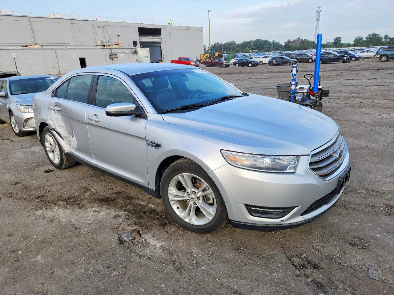2013 Ford Taurus Sel Серебряный vin: 1FAHP2E8XDG207488