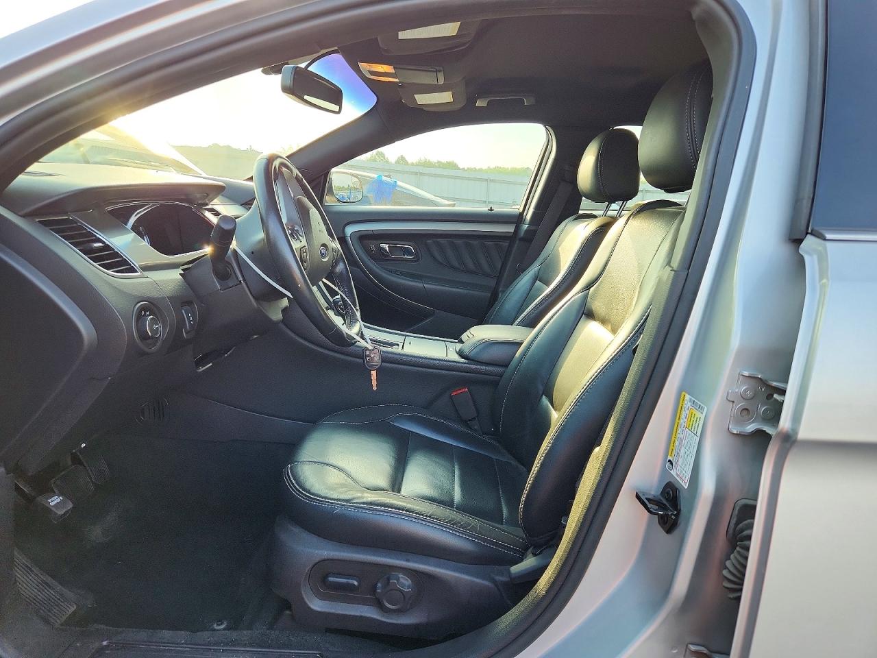 2013 Ford Taurus Sel Серебряный vin: 1FAHP2E8XDG207488
