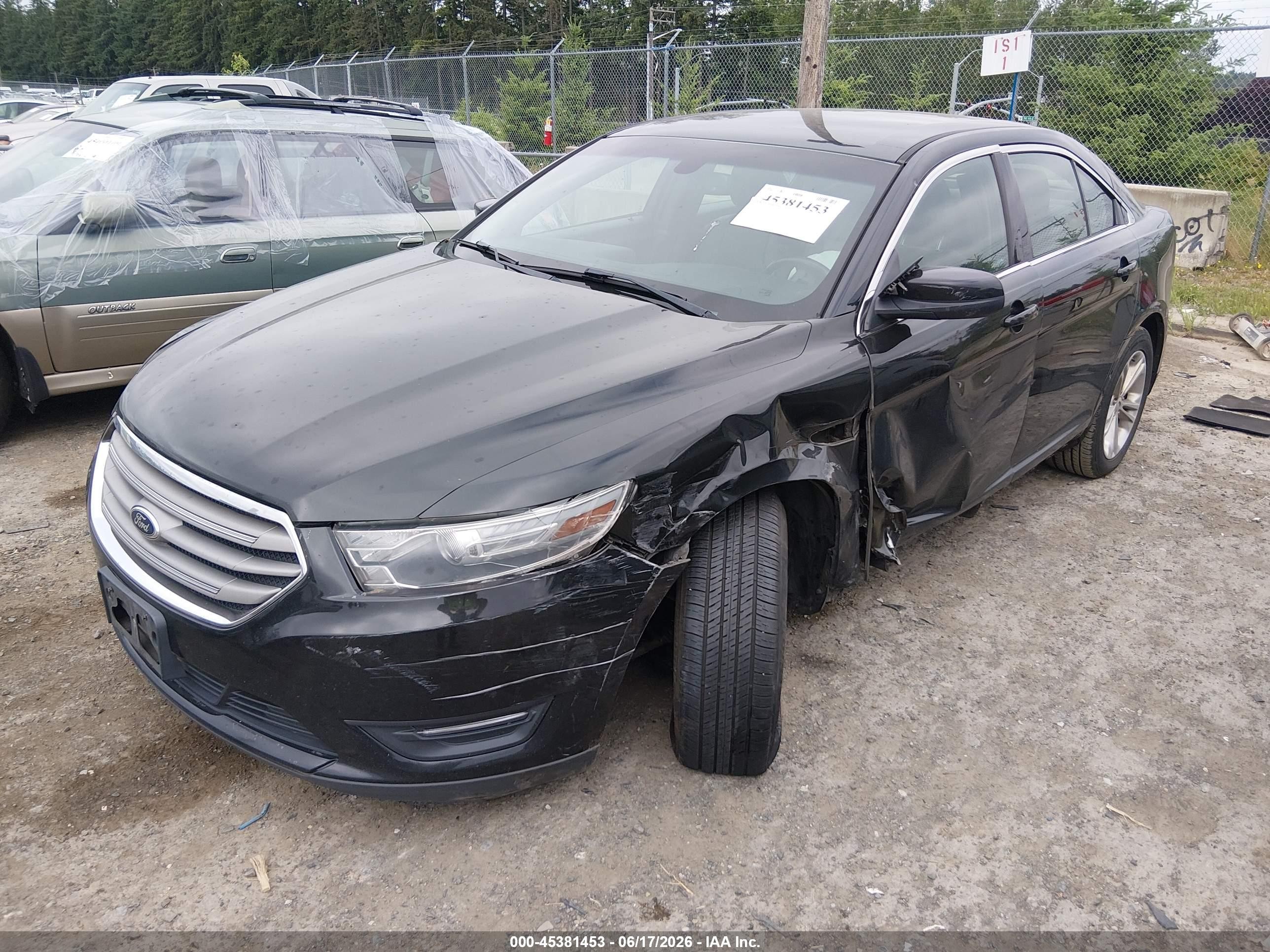2013 Ford Taurus Sel Черный vin: 1FAHP2E8XDG207992