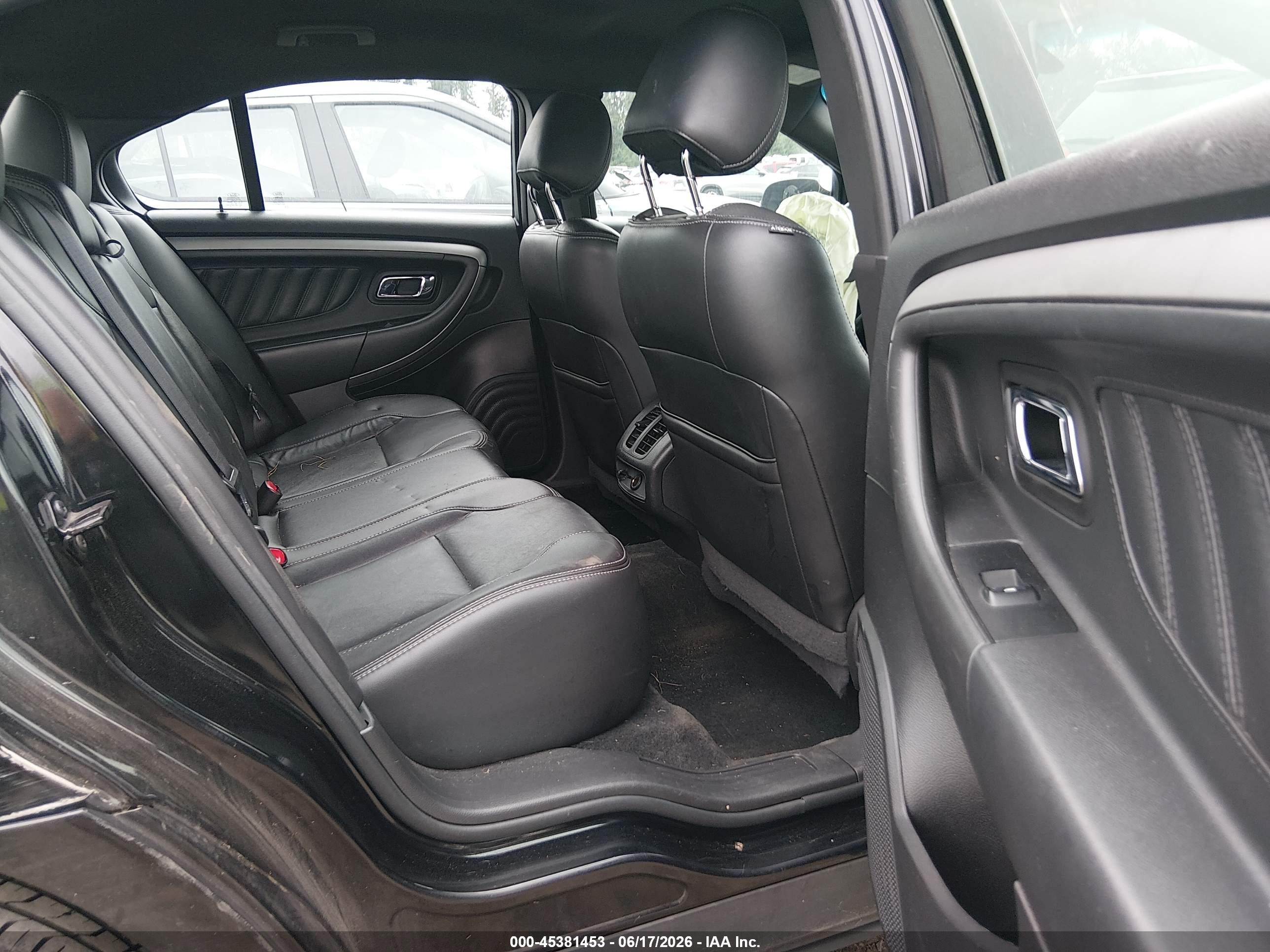 2013 Ford Taurus Sel Черный vin: 1FAHP2E8XDG207992
