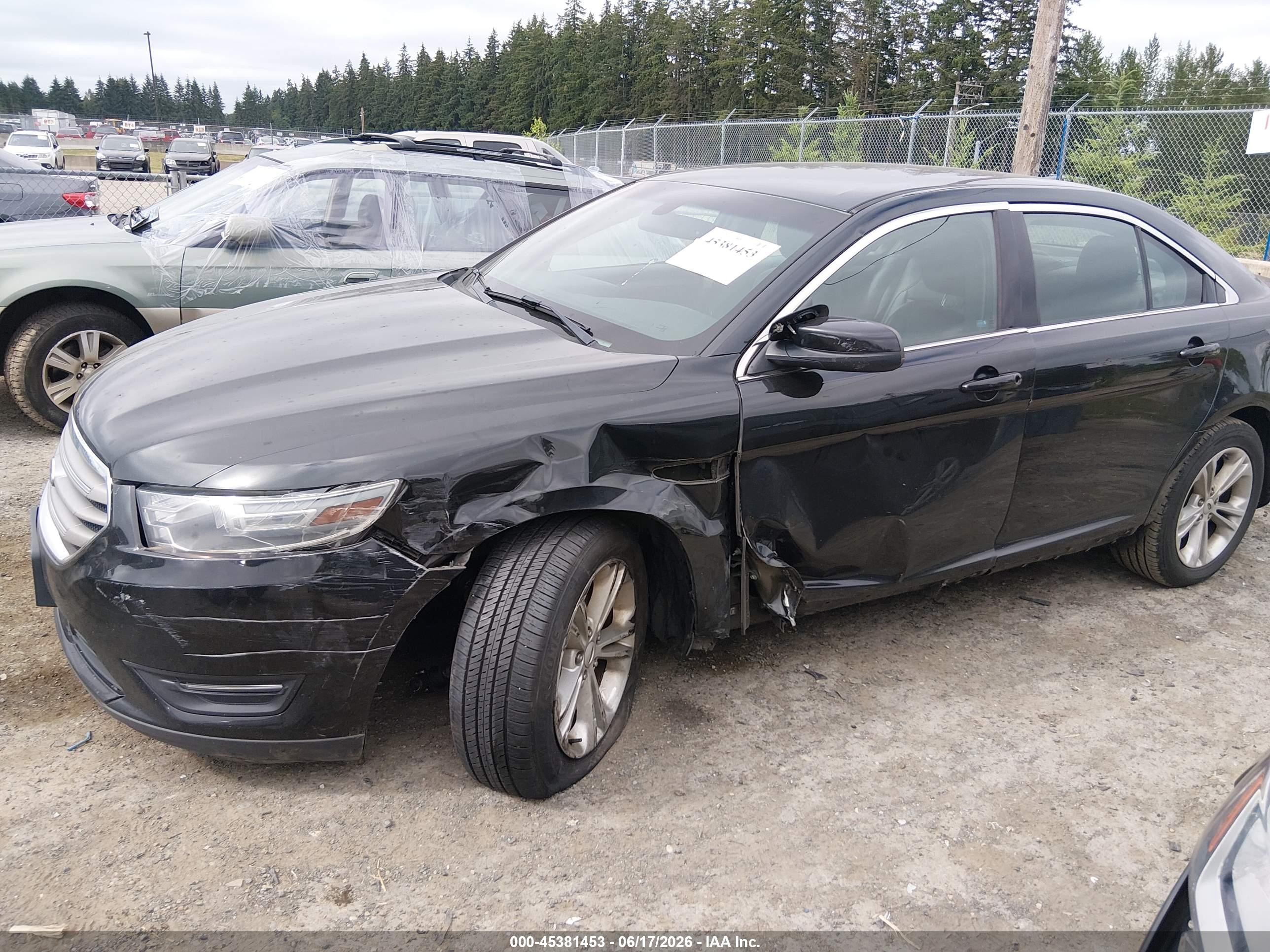 2013 Ford Taurus Sel Черный vin: 1FAHP2E8XDG207992