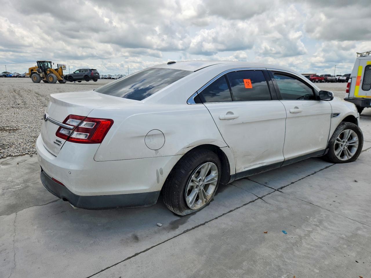2013 Ford Taurus Sel White vin: 1FAHP2E8XDG225120