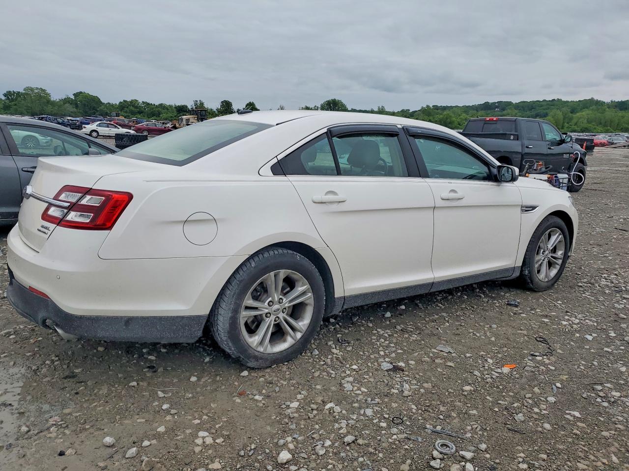 2014 Ford Taurus Sel Белый vin: 1FAHP2E8XEG149898
