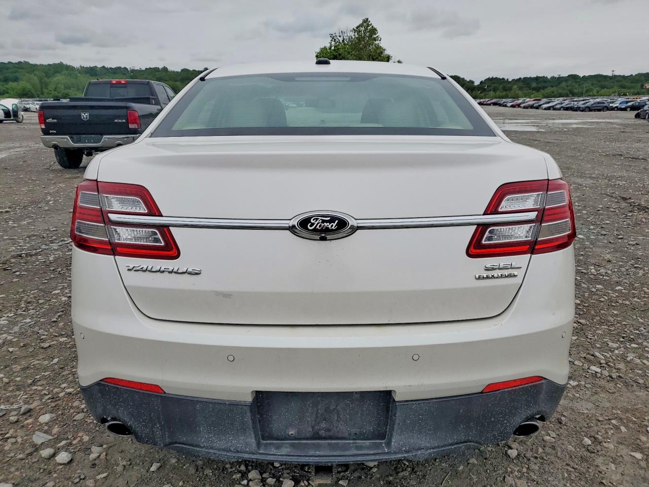 2014 Ford Taurus Sel Белый vin: 1FAHP2E8XEG149898
