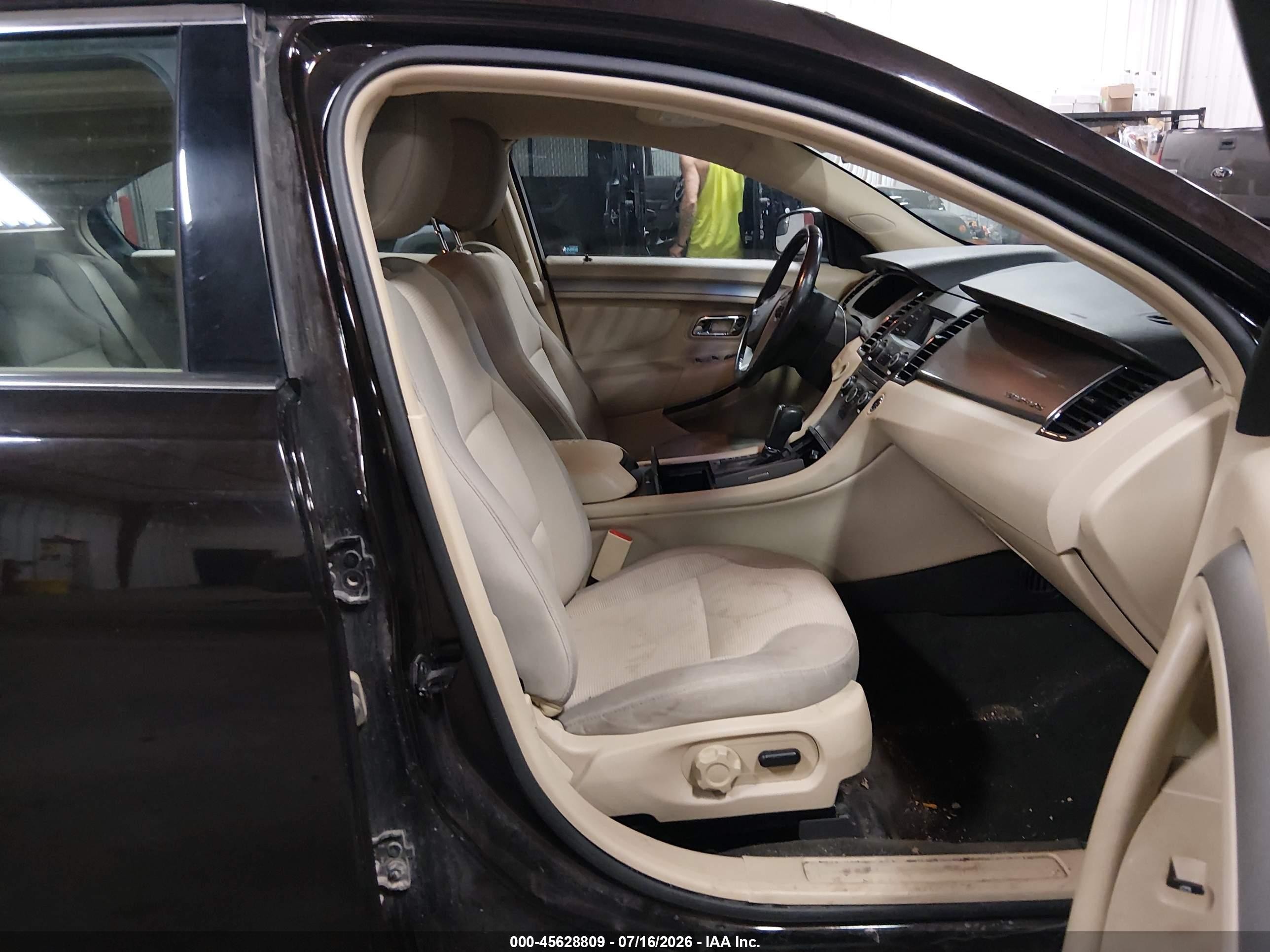 2014 Ford Taurus Sel Maroon vin: 1FAHP2E8XEG153224