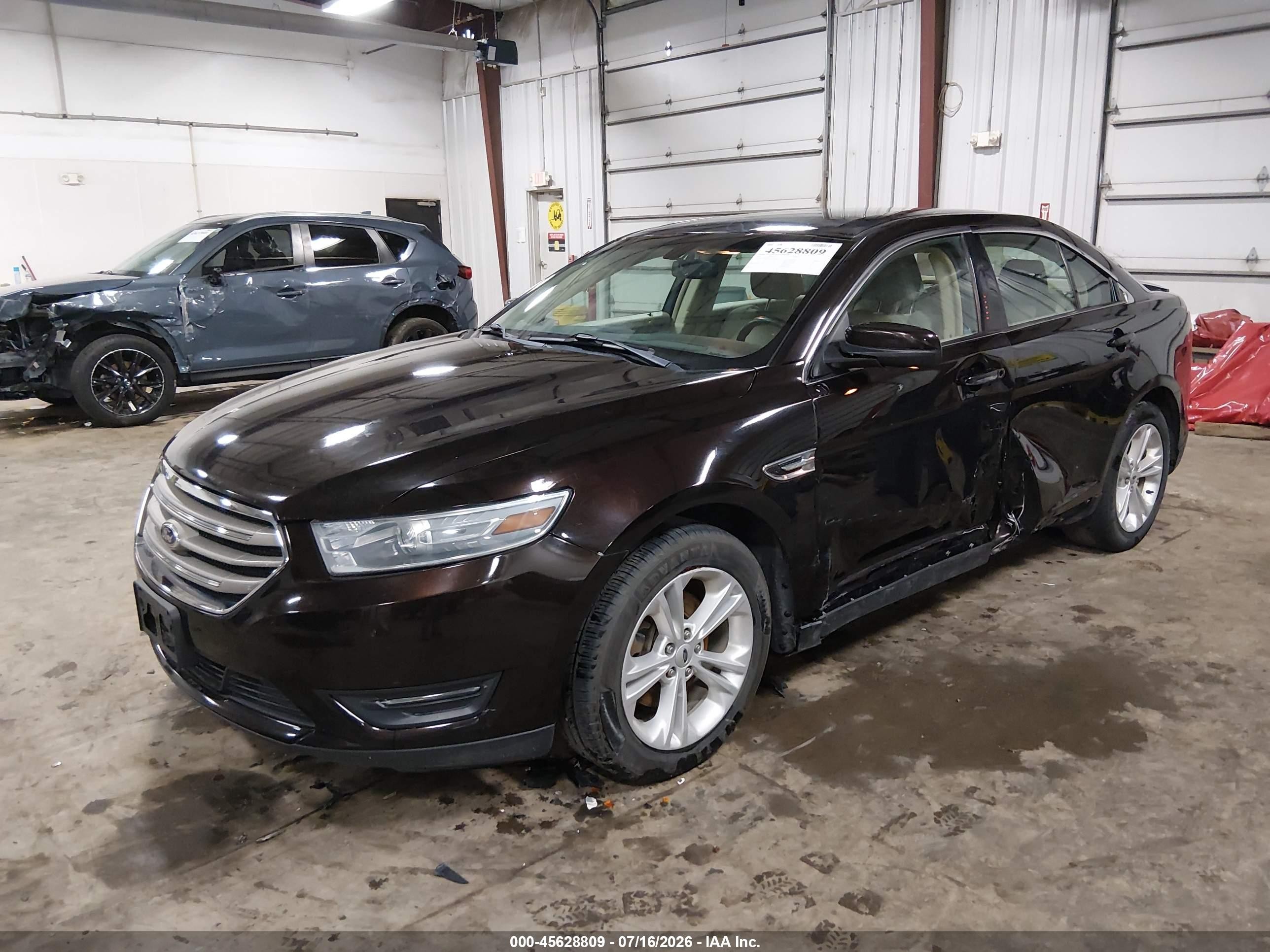 2014 Ford Taurus Sel Maroon vin: 1FAHP2E8XEG153224