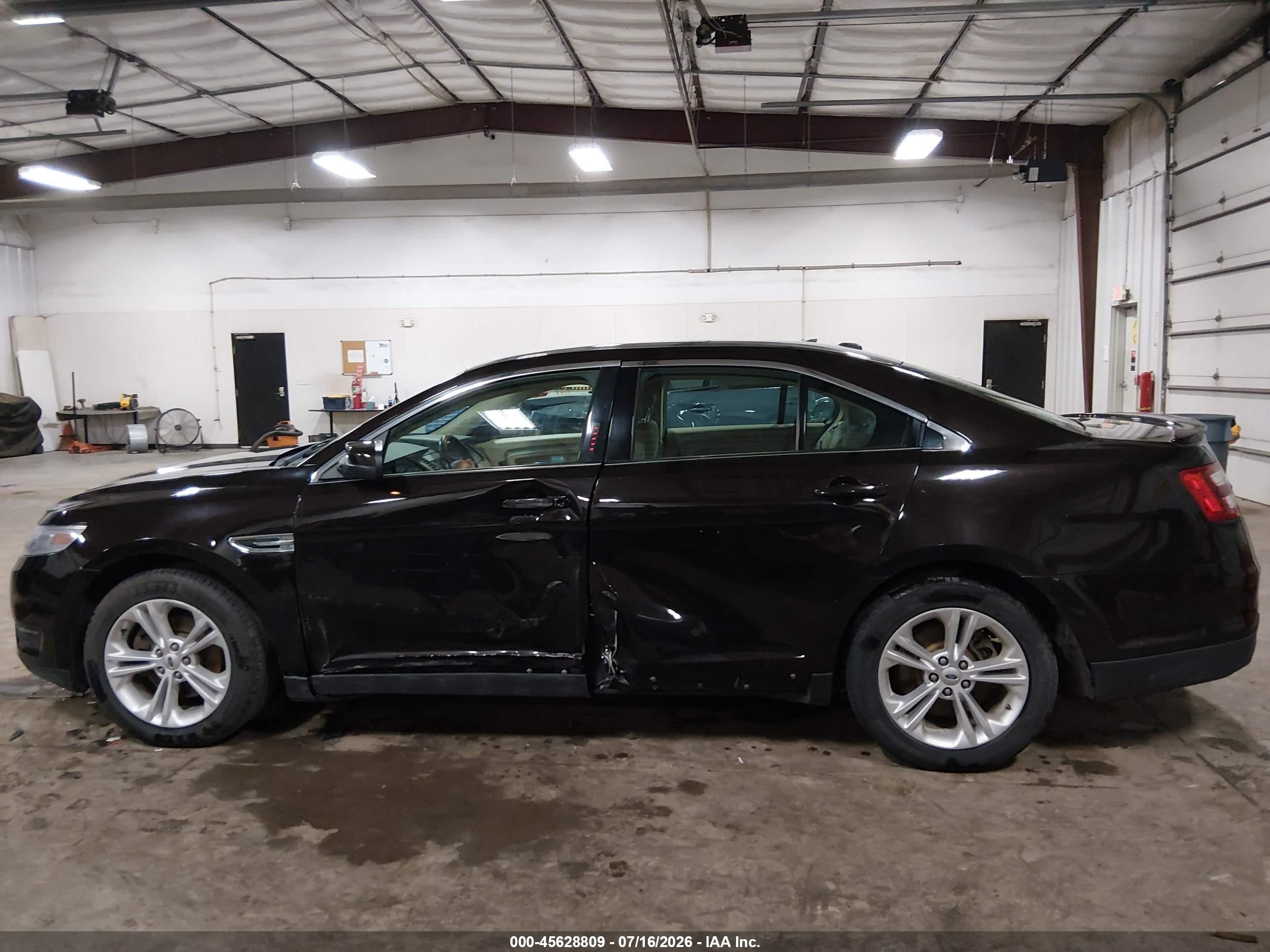 2014 Ford Taurus Sel Maroon vin: 1FAHP2E8XEG153224