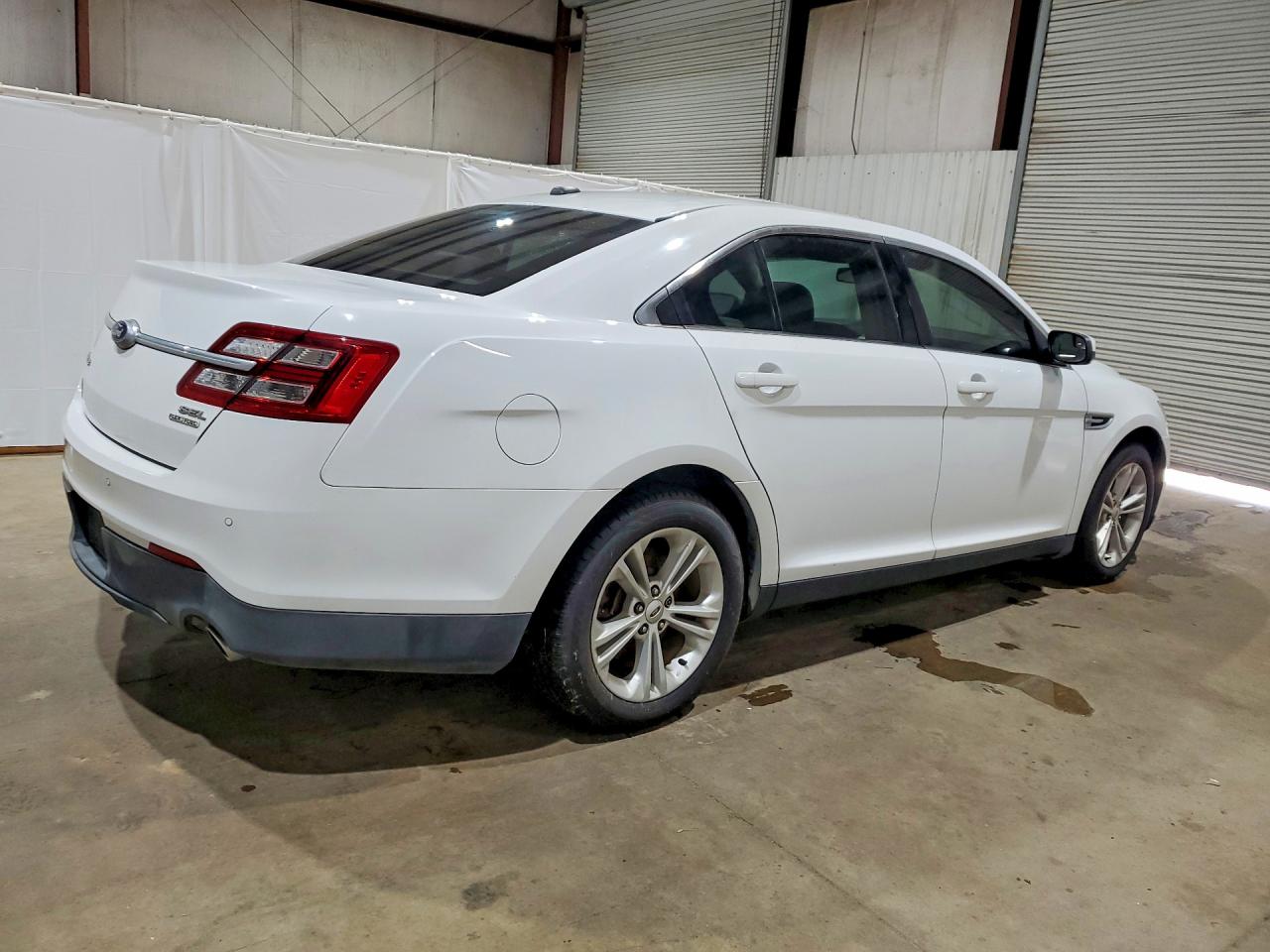 2015 Ford Taurus Sel White vin: 1FAHP2E8XFG114019