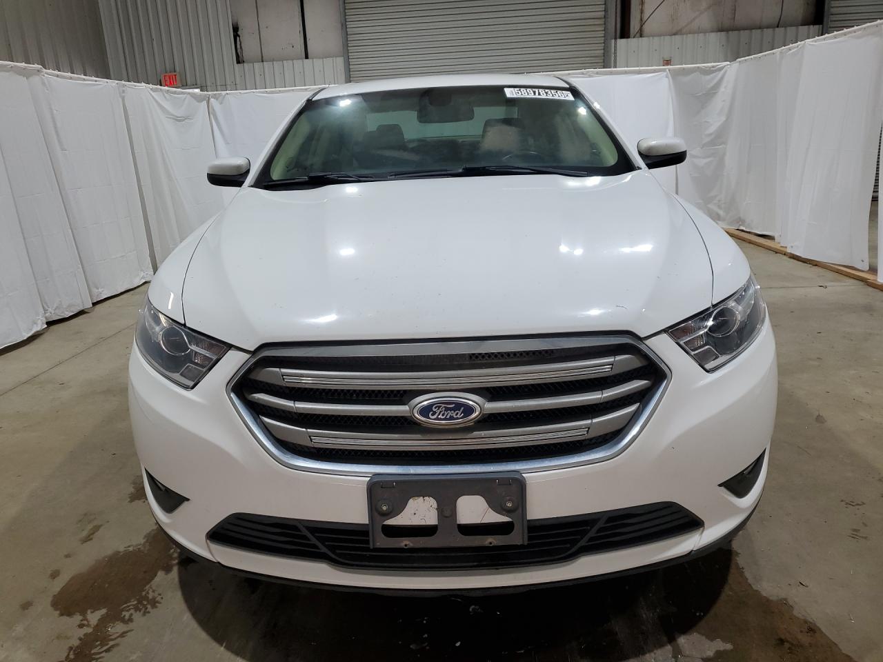 2015 Ford Taurus Sel White vin: 1FAHP2E8XFG114019 Damage: Hood, Chipped, 2