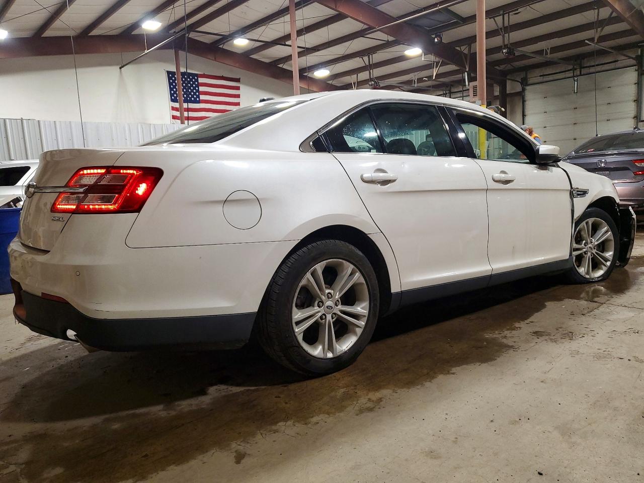 2015 Ford Taurus Sel White vin: 1FAHP2E8XFG125165