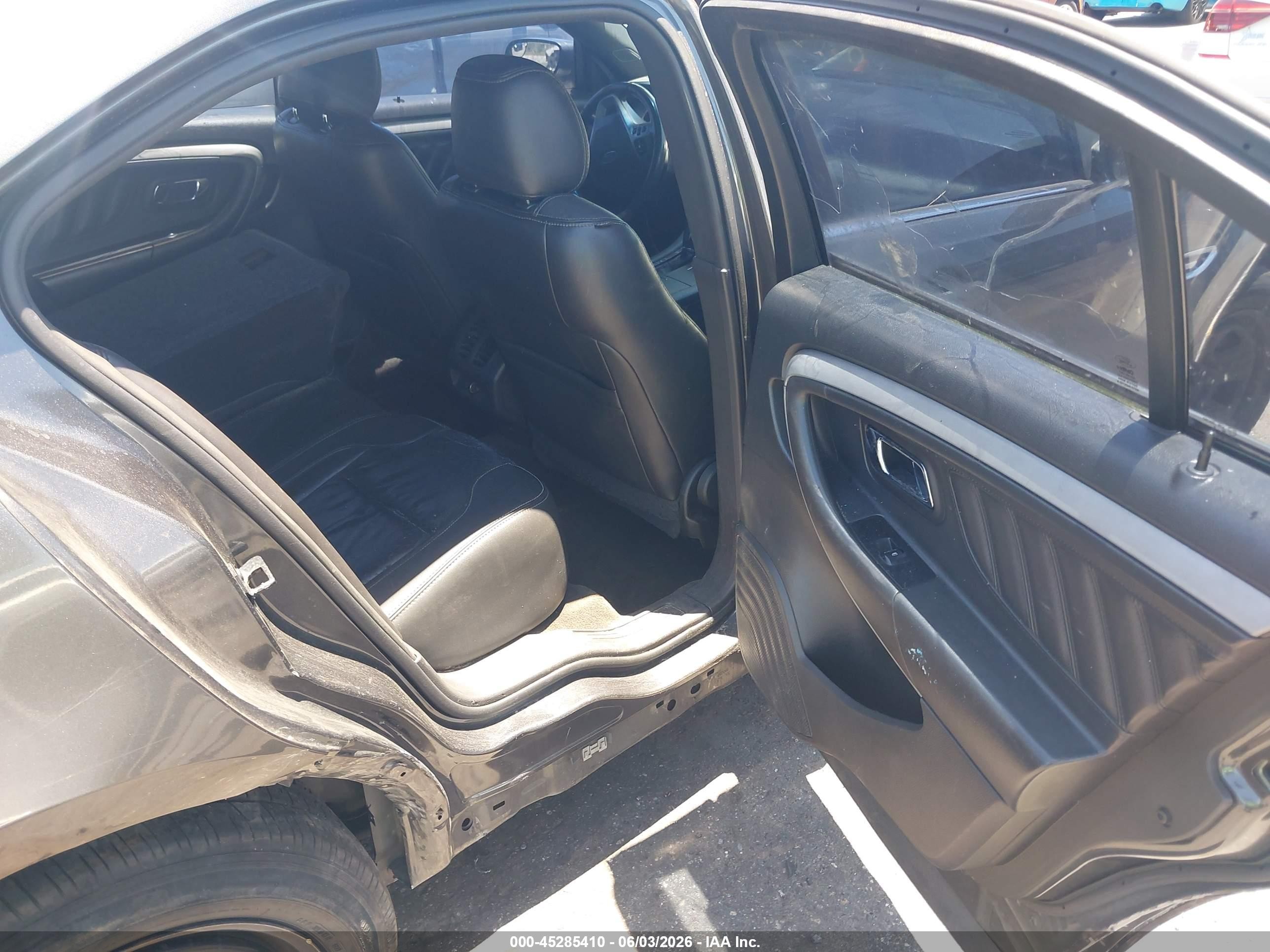2015 Ford Taurus Sel Серый vin: 1FAHP2E8XFG160918