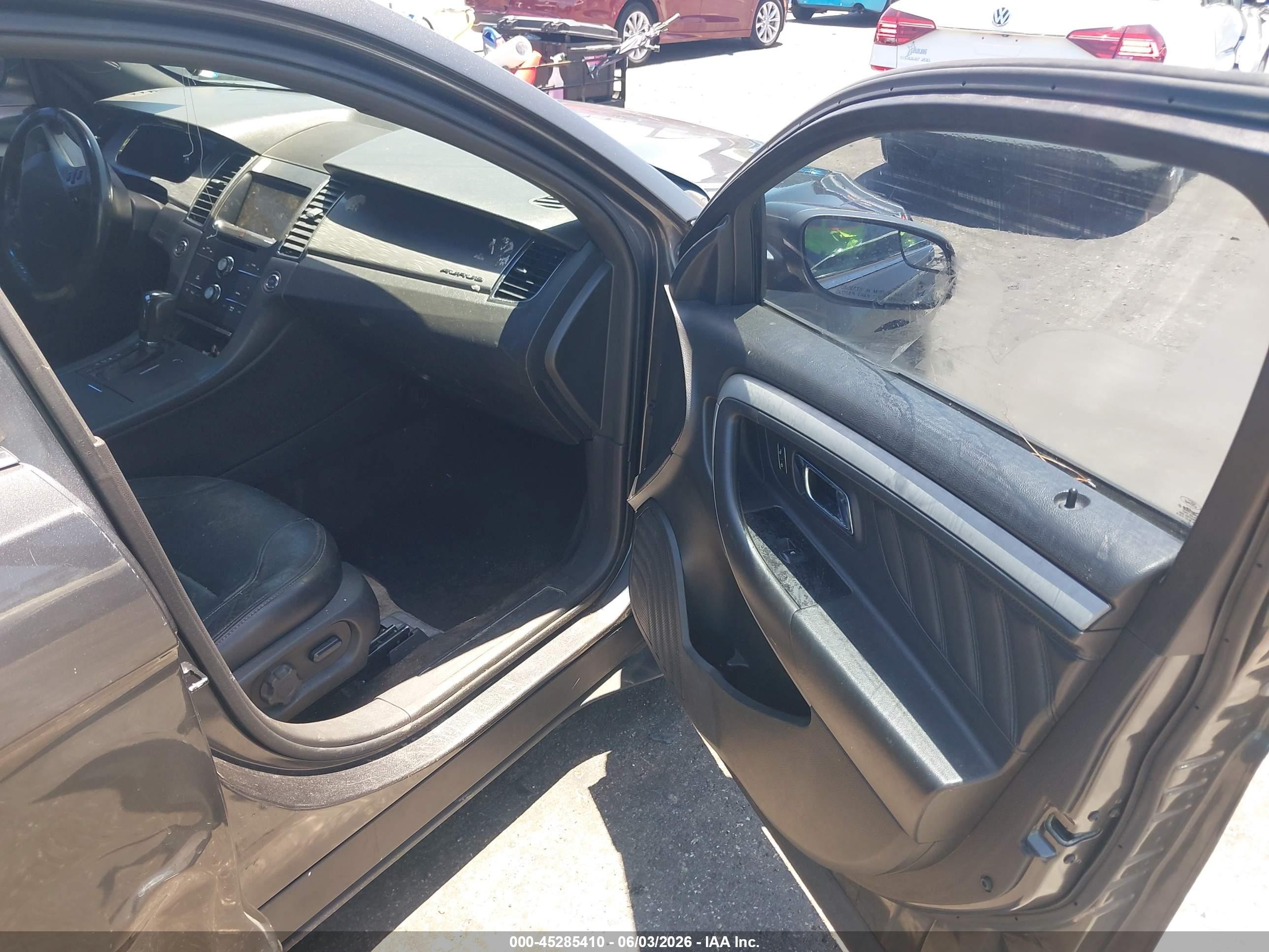2015 Ford Taurus Sel Серый vin: 1FAHP2E8XFG160918