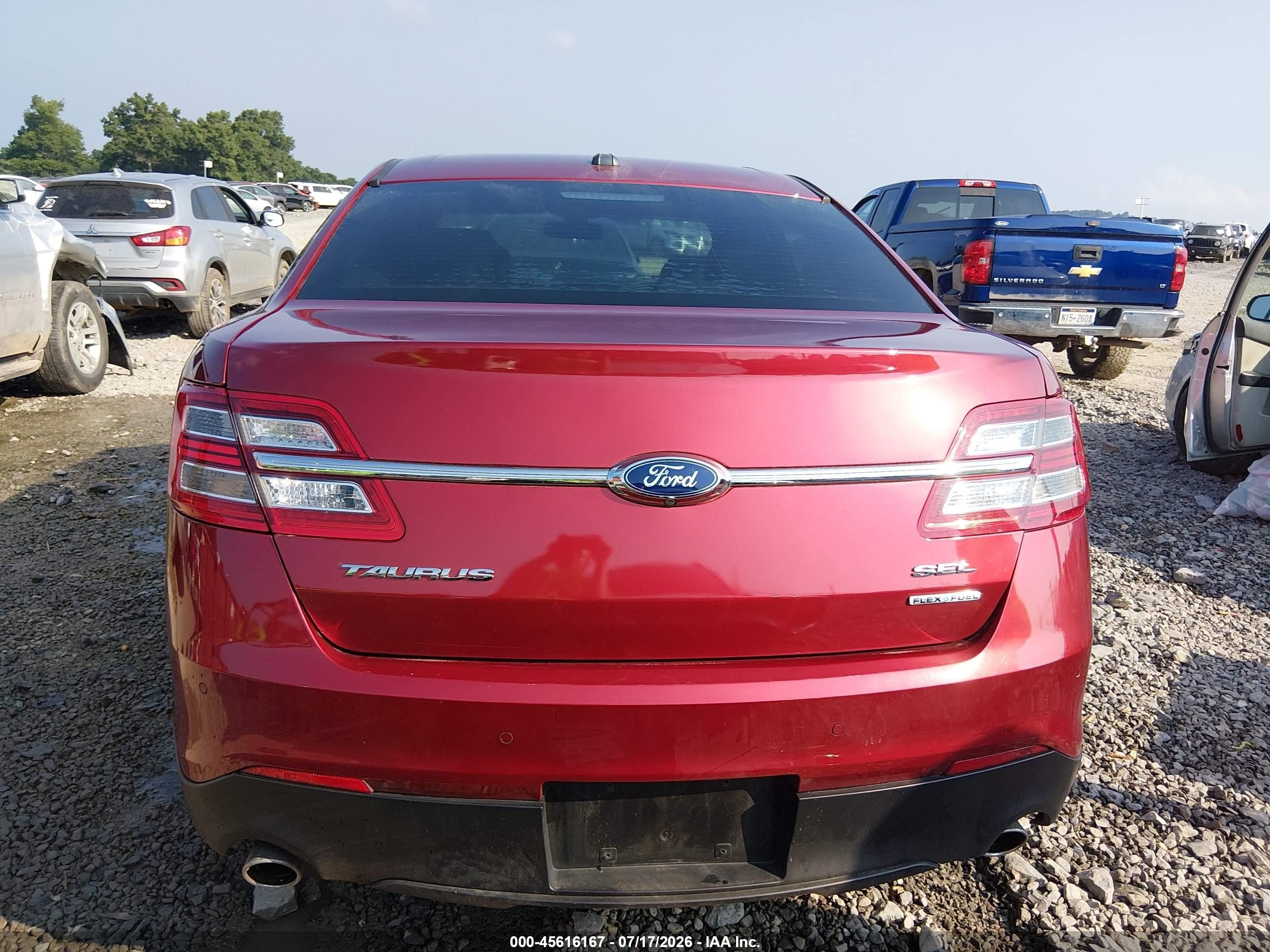 2015 Ford Taurus Sel Red vin: 1FAHP2E8XFG174706