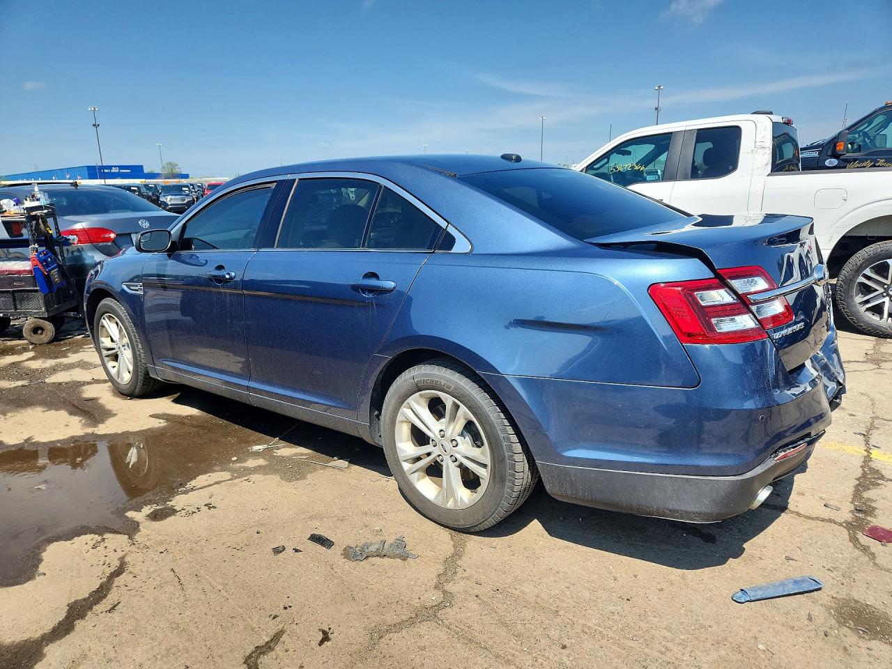2018 Ford Taurus Sel Blue vin: 1FAHP2E8XJG115079