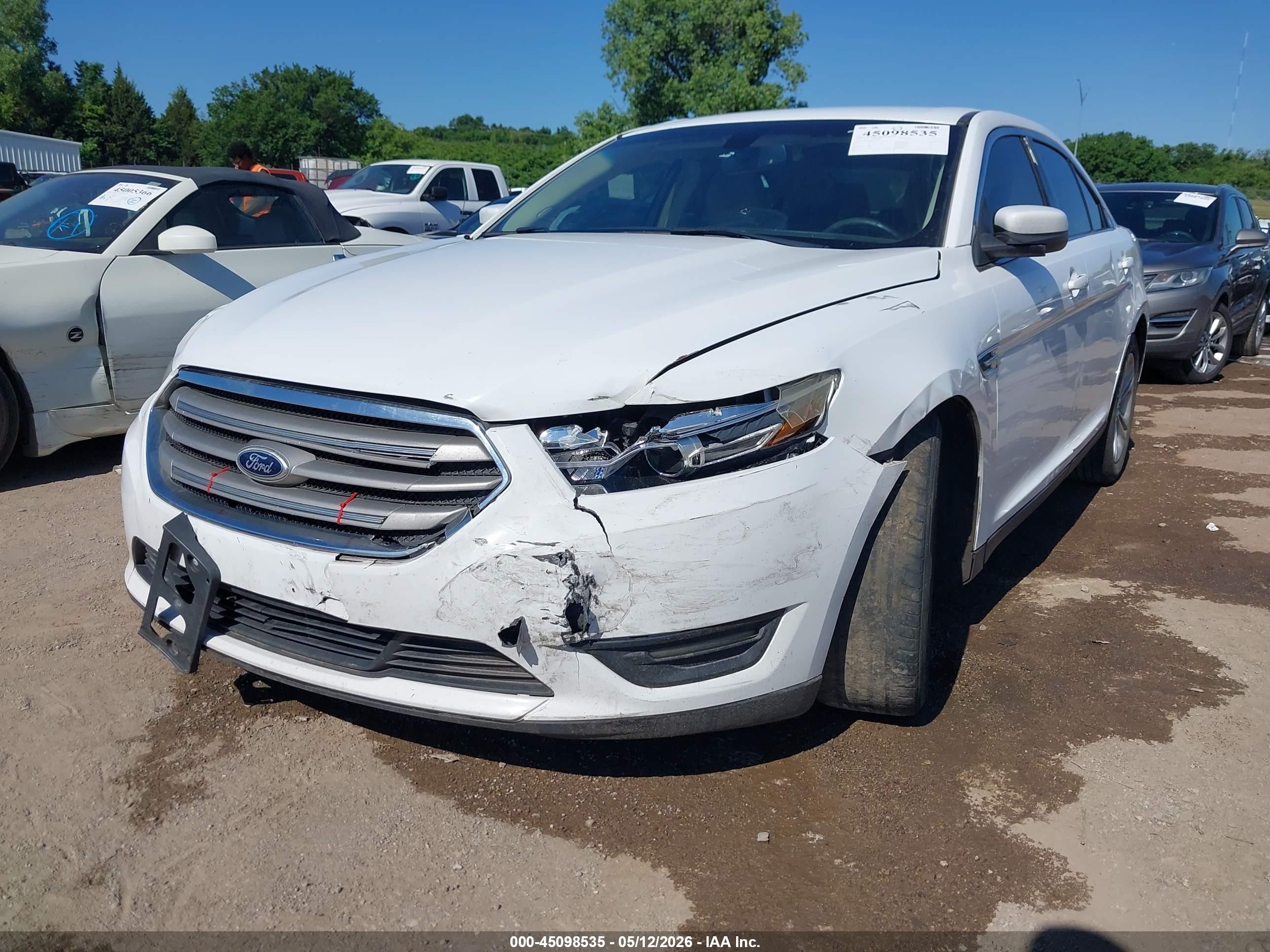 2015 Ford Taurus Sel White vin: 1FAHP2E95FG137944