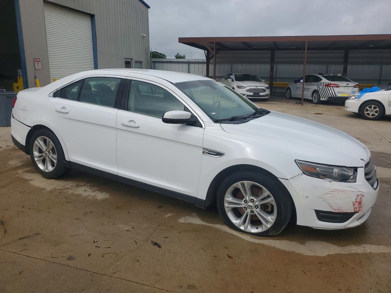 2015 Ford Taurus Sel White vin: 1FAHP2E95FG154615