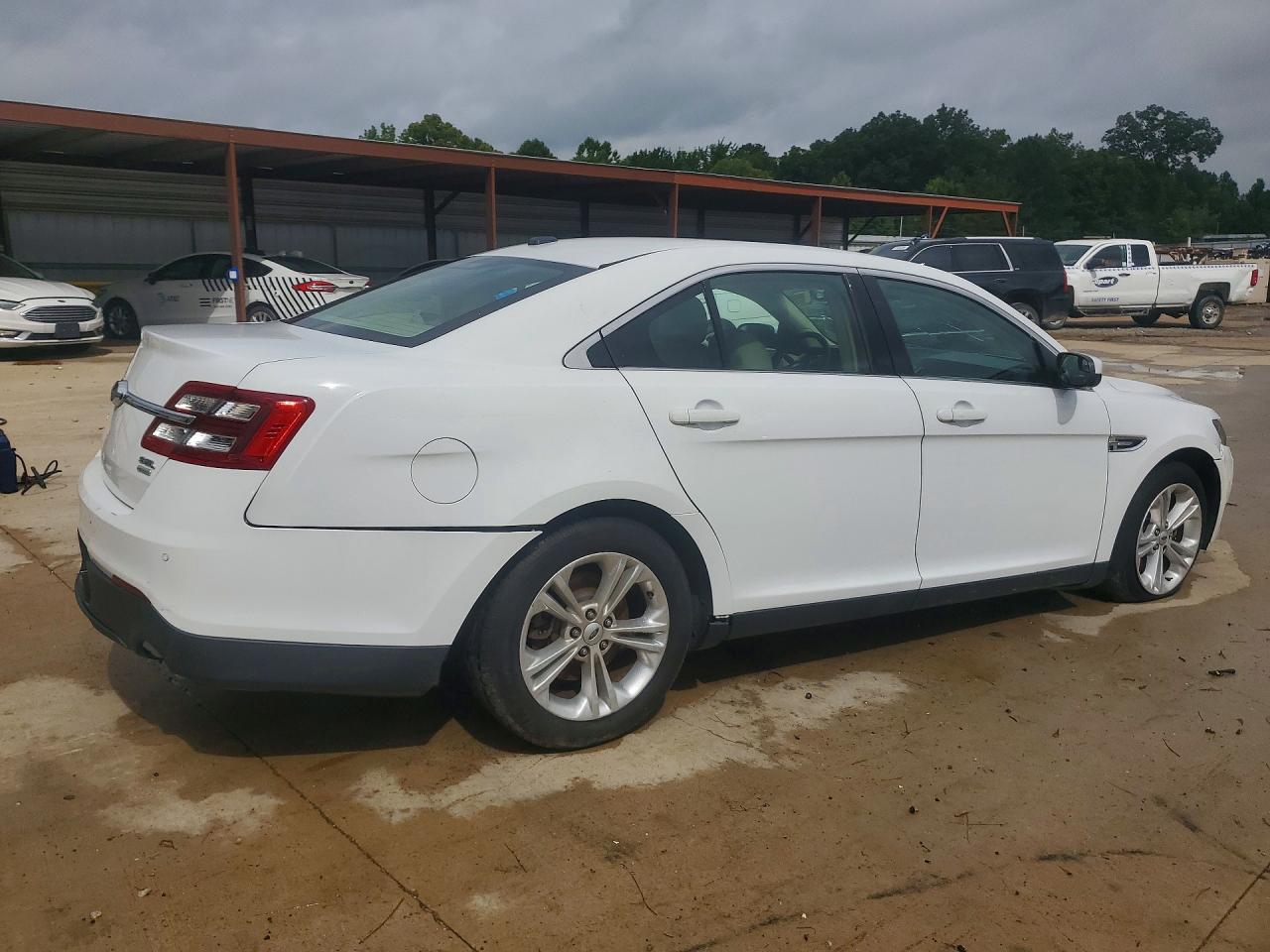 2015 Ford Taurus Sel White vin: 1FAHP2E95FG154615