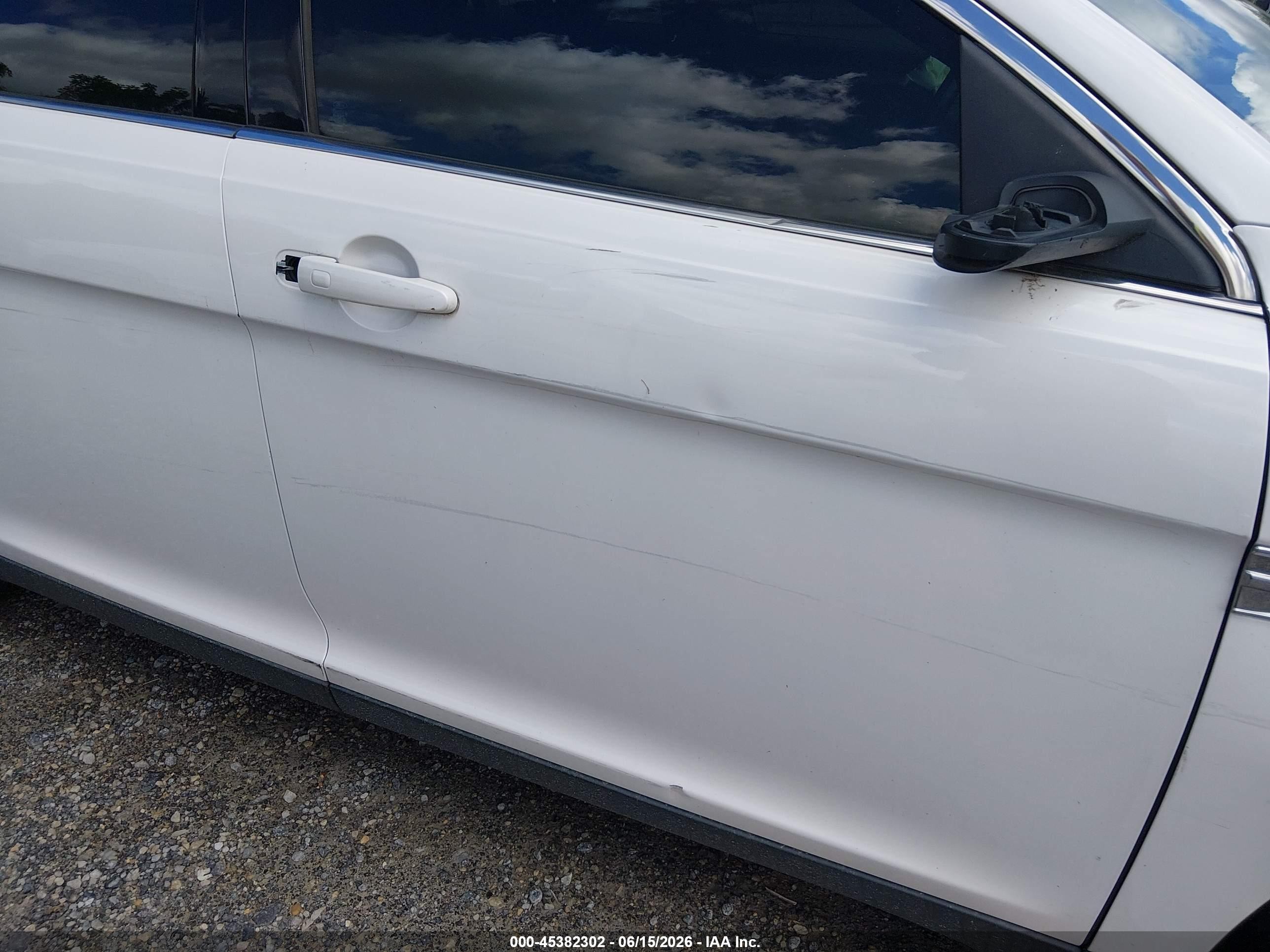 2015 Ford Taurus Sel White vin: 1FAHP2E9XFG111890