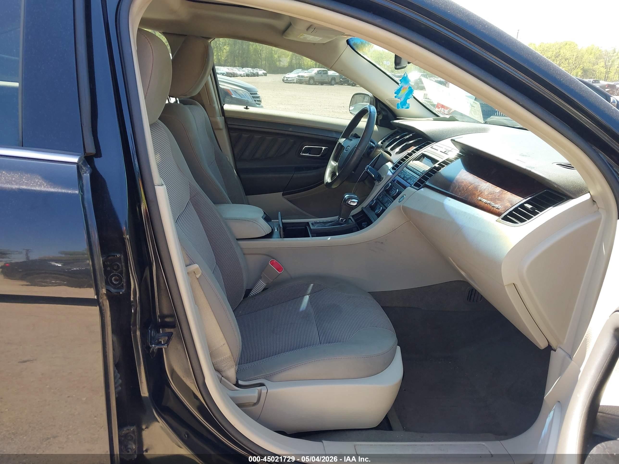 2010 Ford Taurus Sel Черный vin: 1FAHP2EW0AG151801