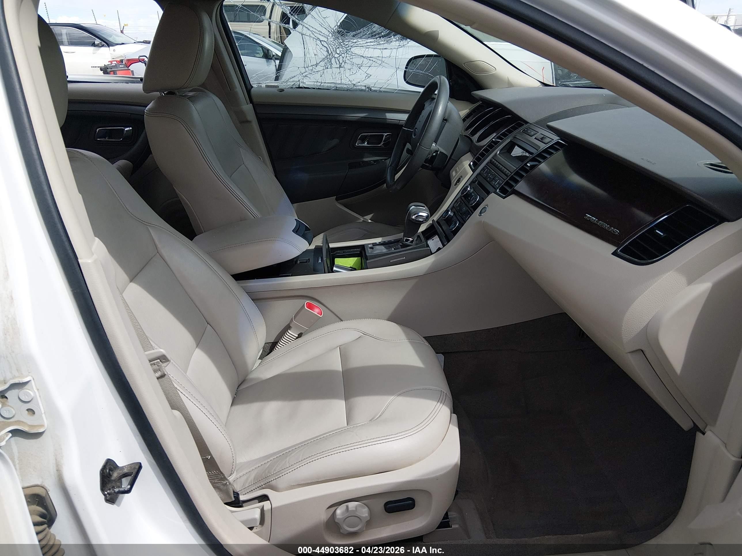 2011 Ford Taurus Sel White vin: 1FAHP2EW0BG129458