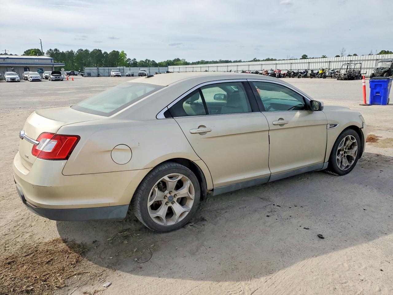2011 Ford Taurus Sel Gold vin: 1FAHP2EW0BG173606