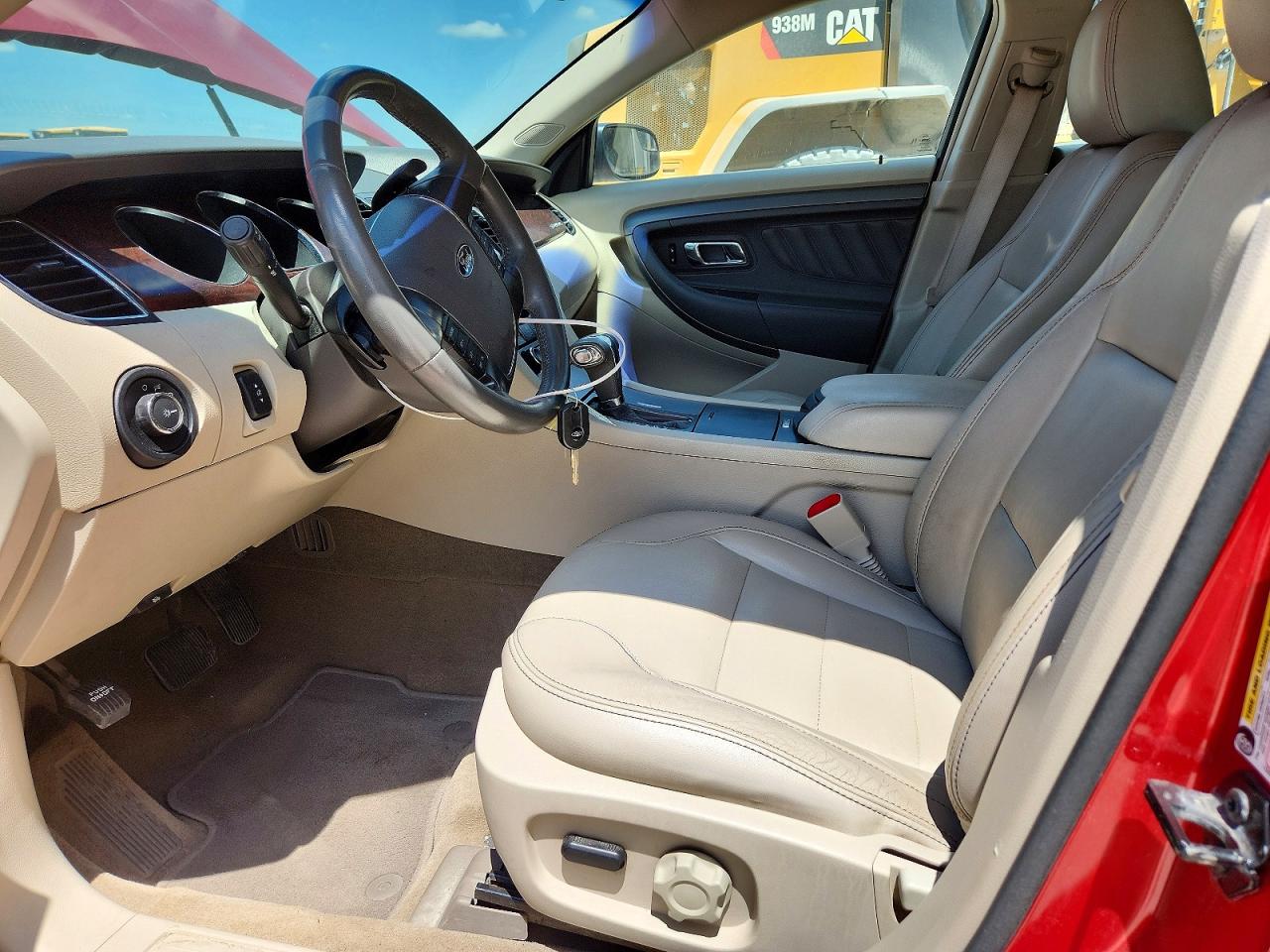 2012 Ford Taurus Sel Red vin: 1FAHP2EW0CG114623