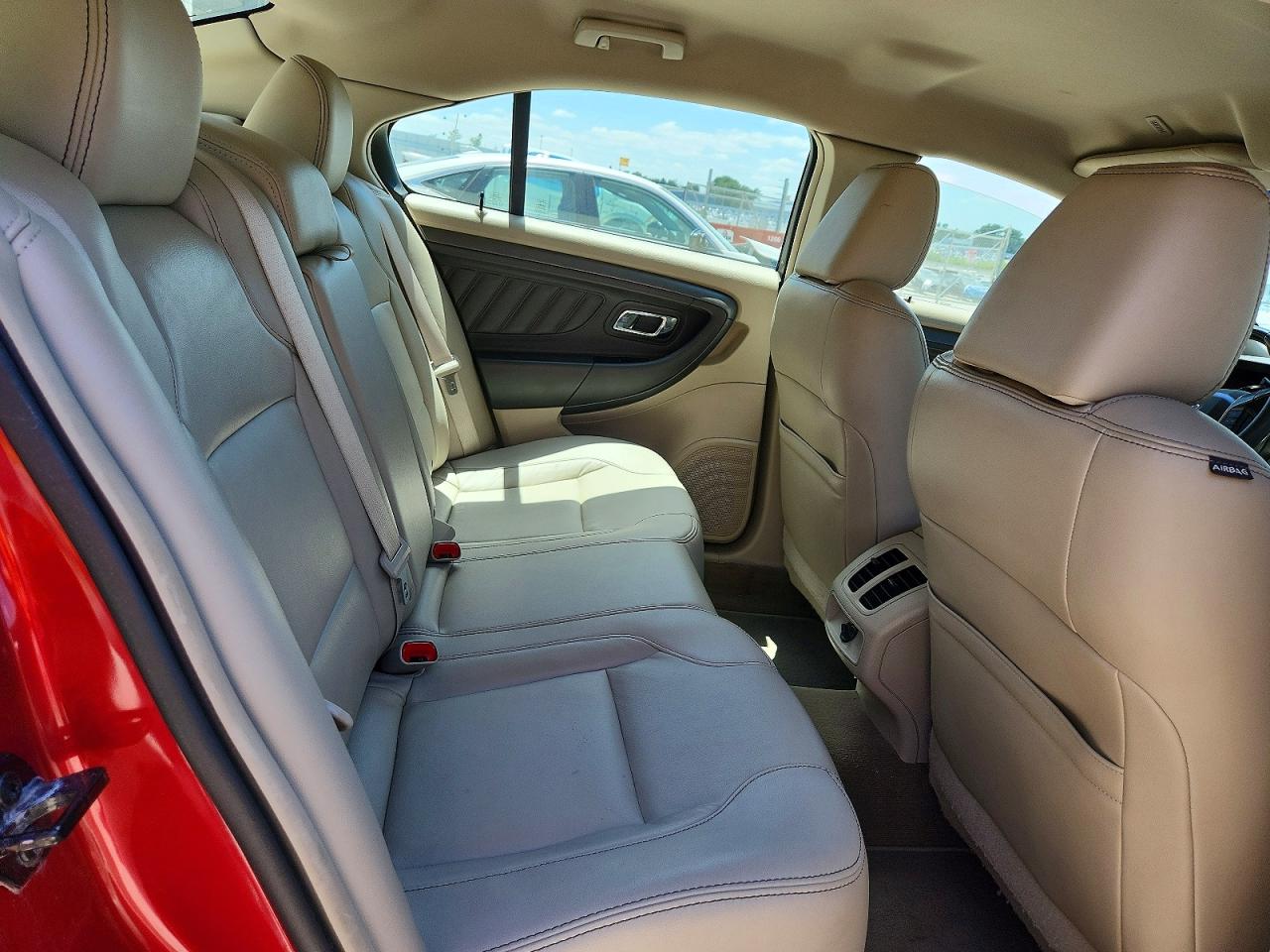 2012 Ford Taurus Sel Red vin: 1FAHP2EW0CG114623
