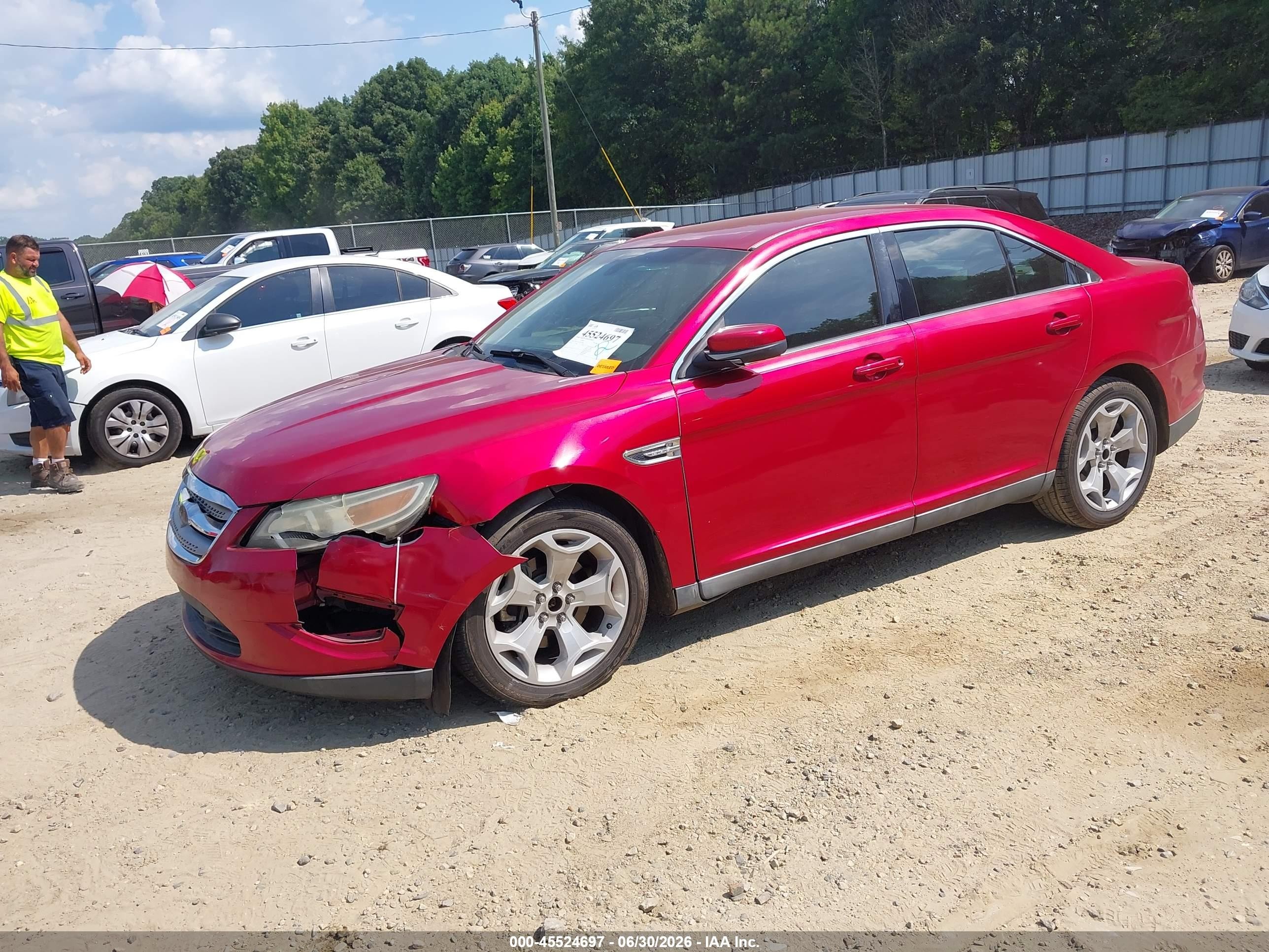 2010 Ford Taurus Sel Красный vin: 1FAHP2EW1AG145764