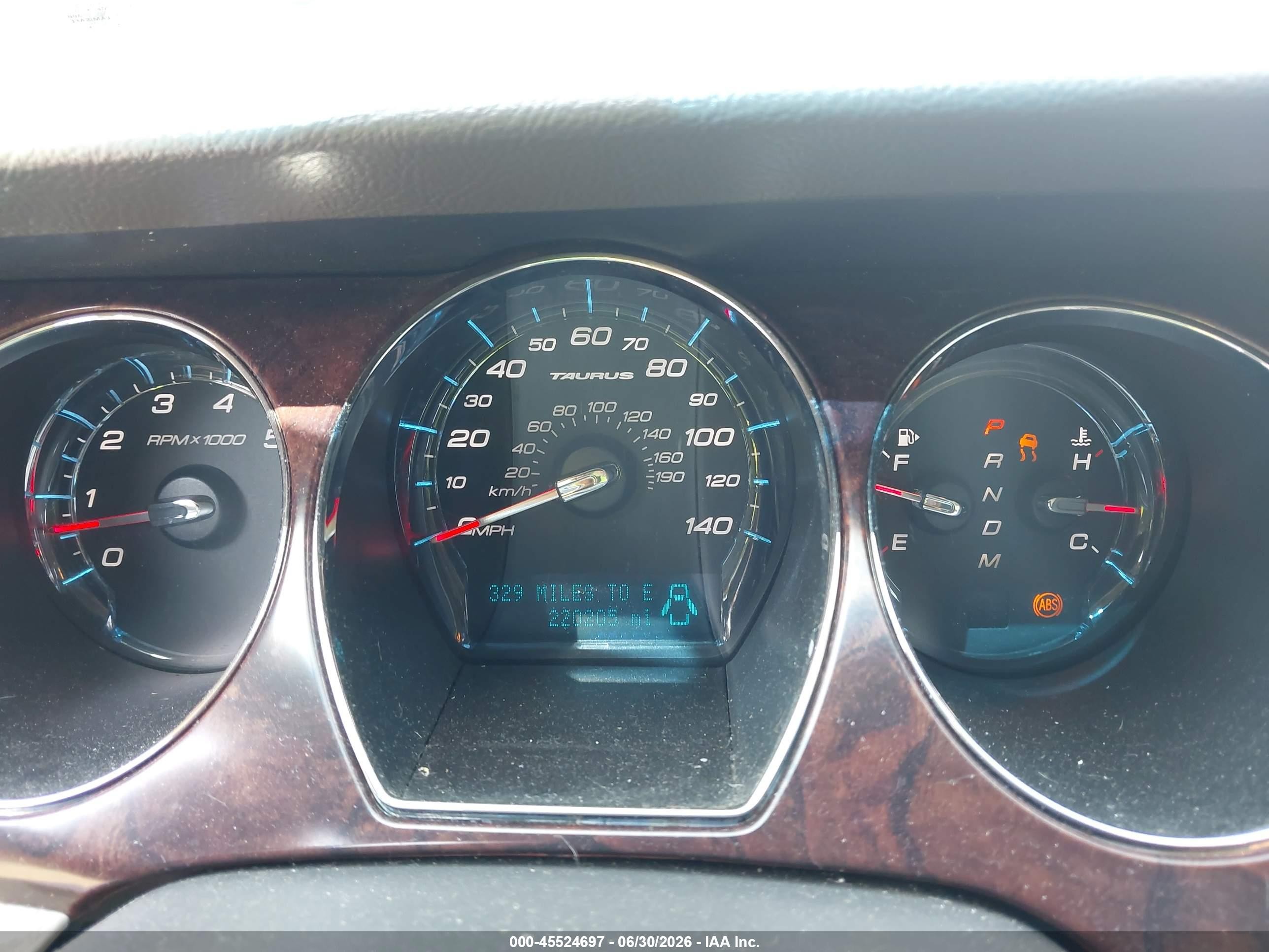 2010 Ford Taurus Sel Красный vin: 1FAHP2EW1AG145764