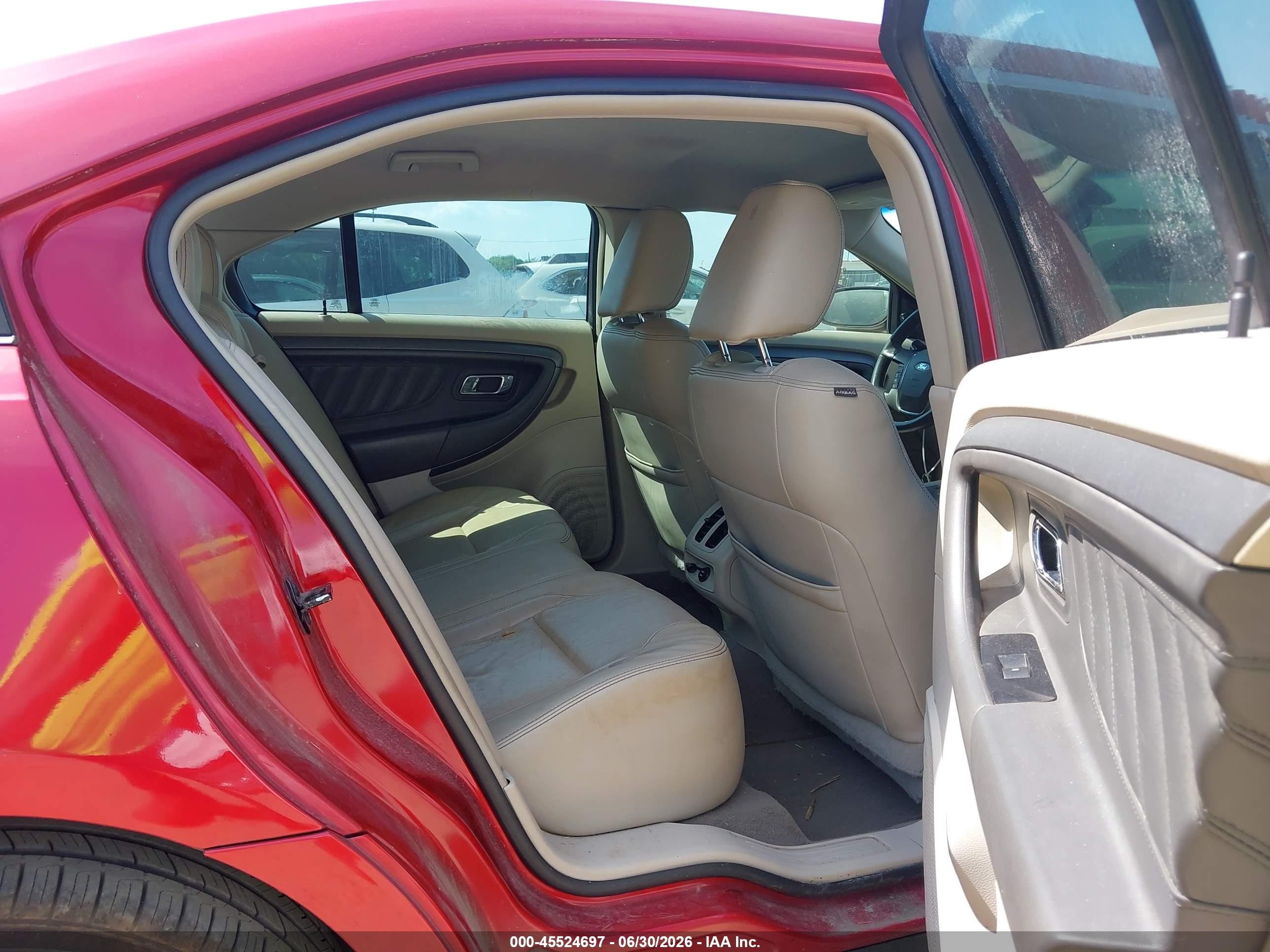 2010 Ford Taurus Sel Красный vin: 1FAHP2EW1AG145764
