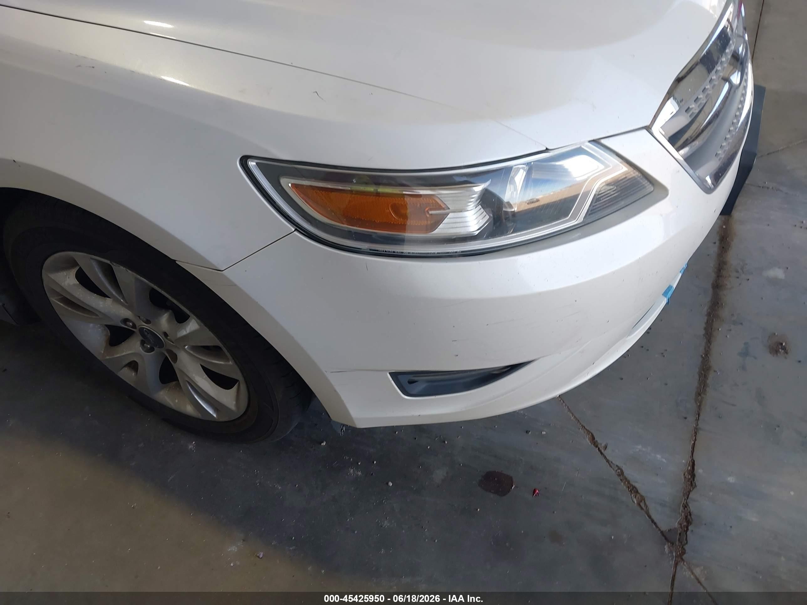 2010 Ford Taurus Sel White vin: 1FAHP2EW1AG152360
