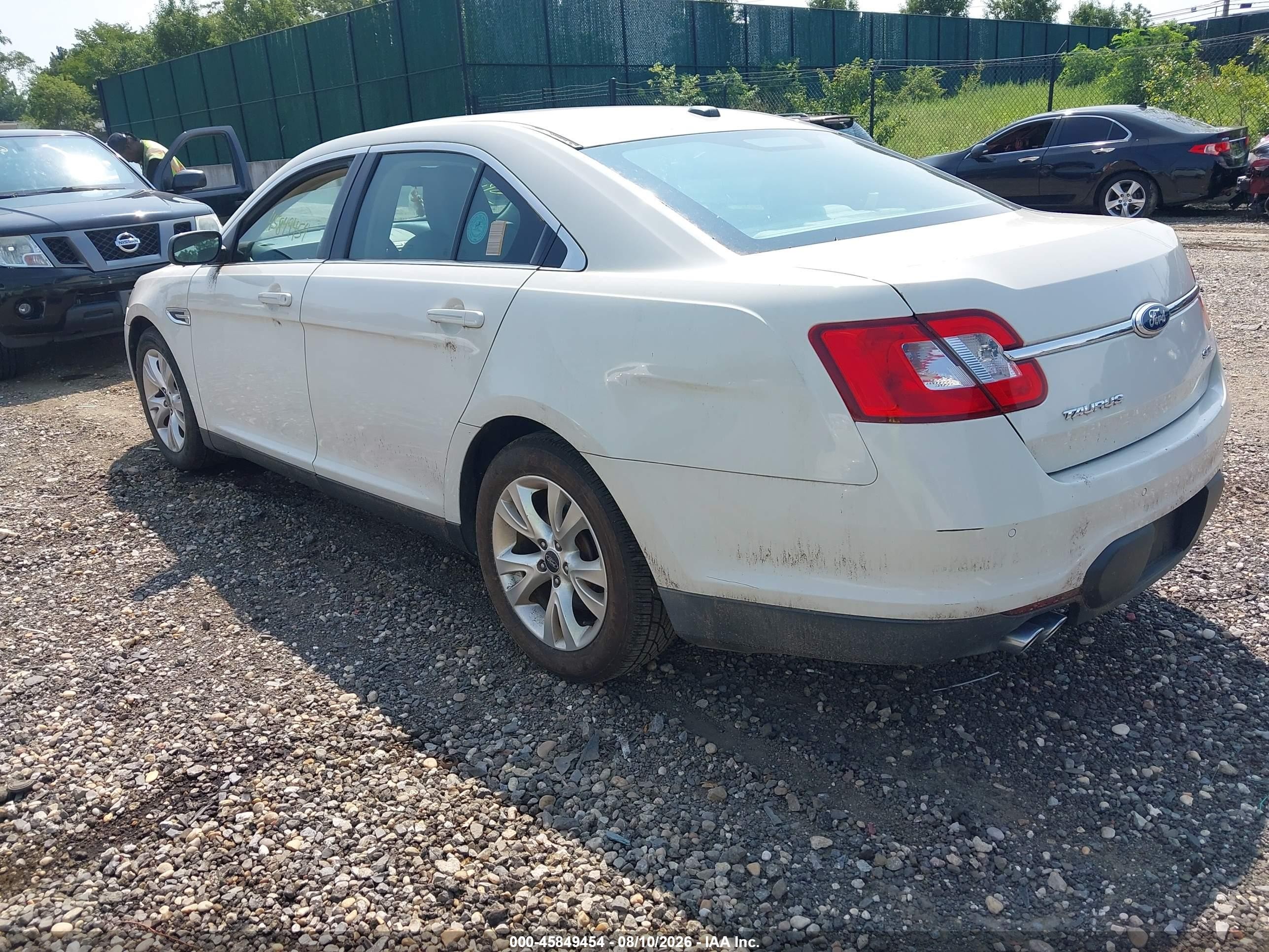 2011 Ford Taurus Sel White vin: 1FAHP2EW1BG100373